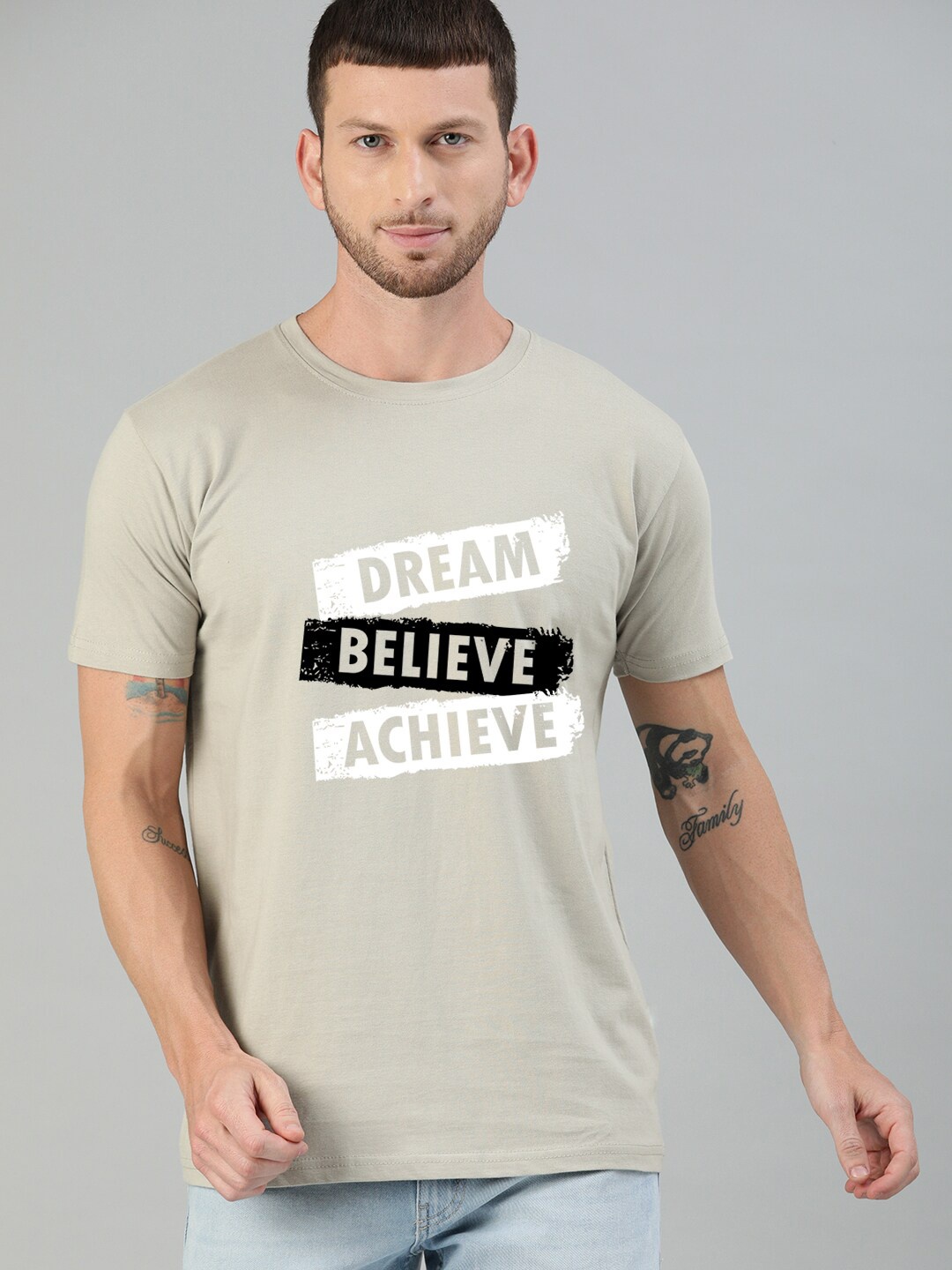 

UNSULLY Men Grey Typography Printed Cotton T-shirt