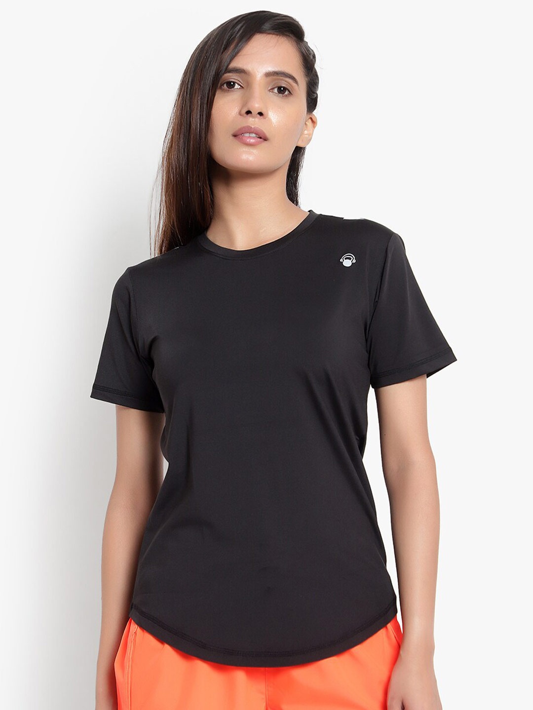 

Wearjukebox Women Black Solid T-shirt