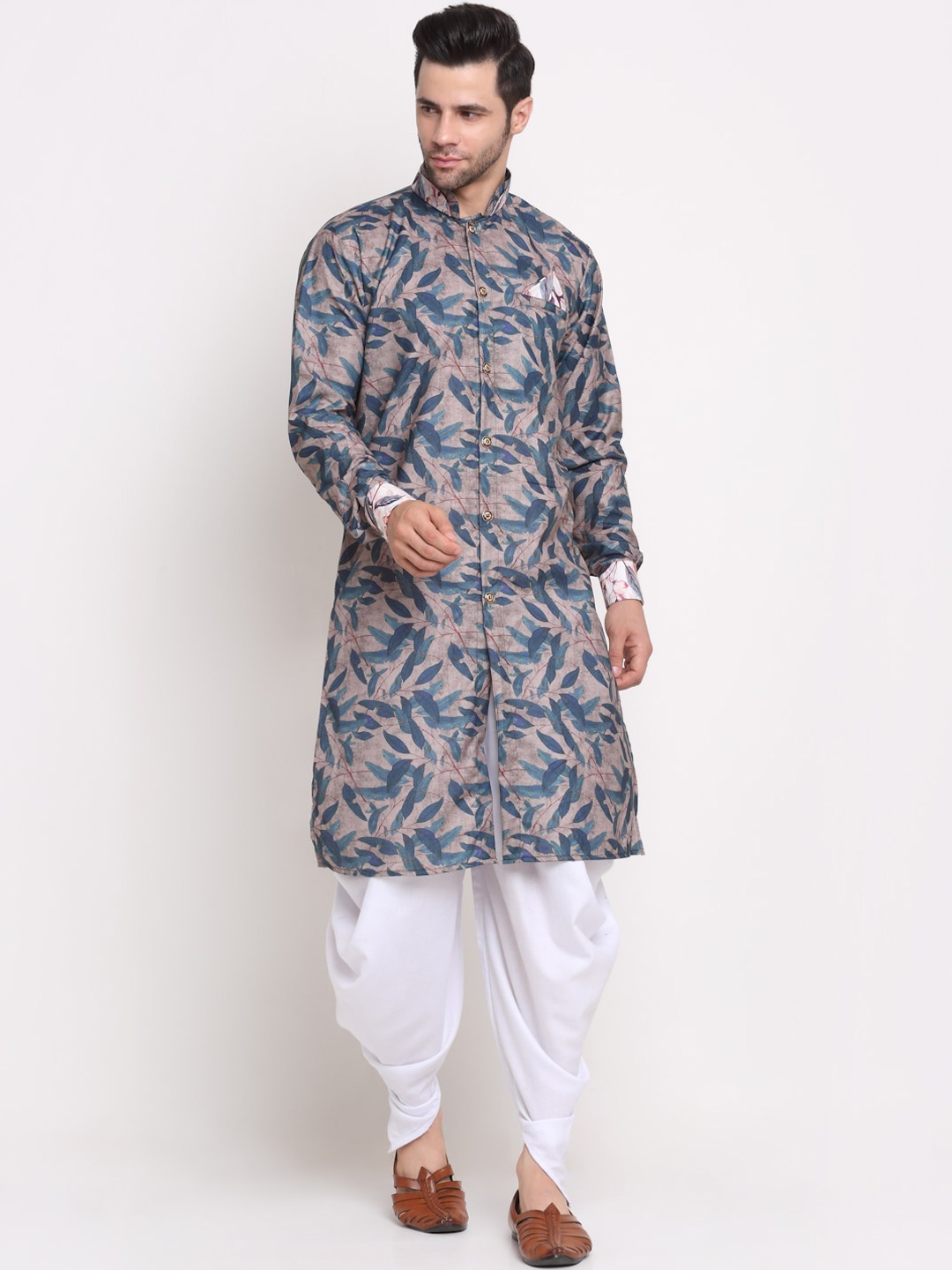 

Benstoke Men Grey & Blue Printed Sherwani Set