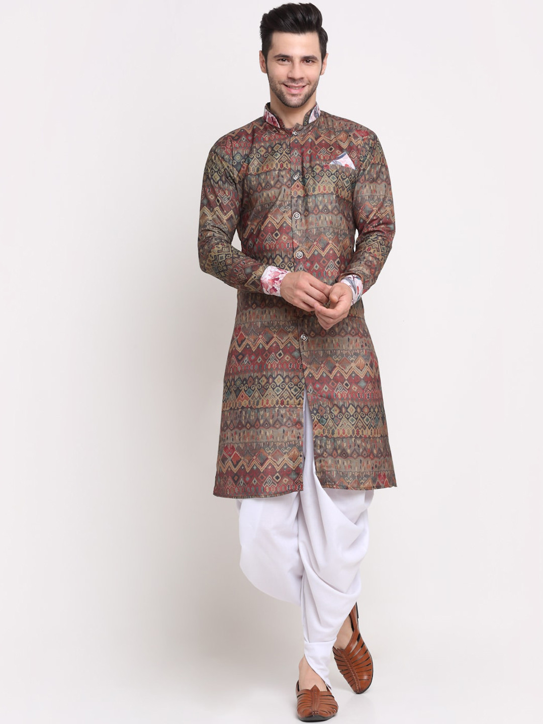 

Benstoke Men Brown & Beige Printed Sherwani Set