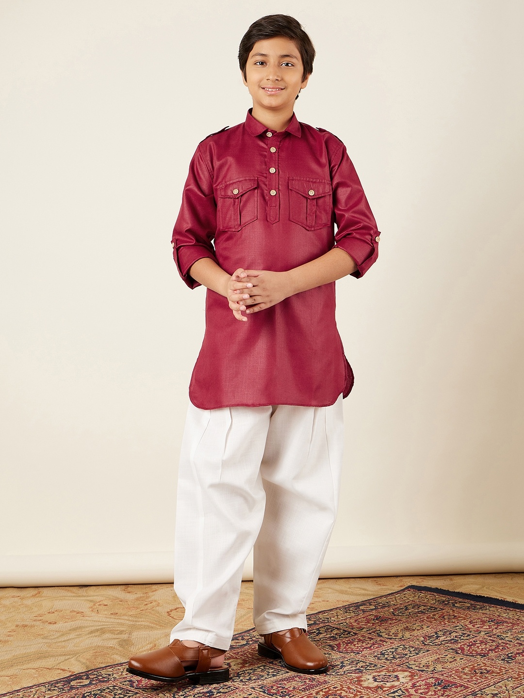 

Aj DEZInES Boys Maroon Pure Cotton Kurta with Salwar