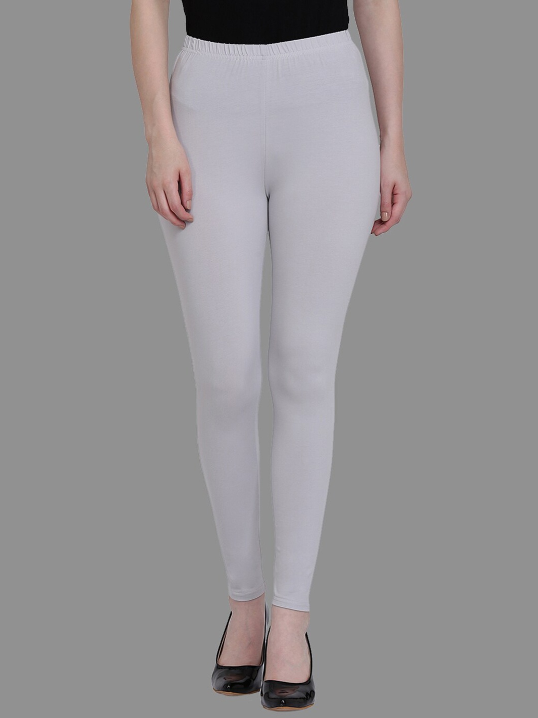 

SPIFFY Women Grey Solid Leggings