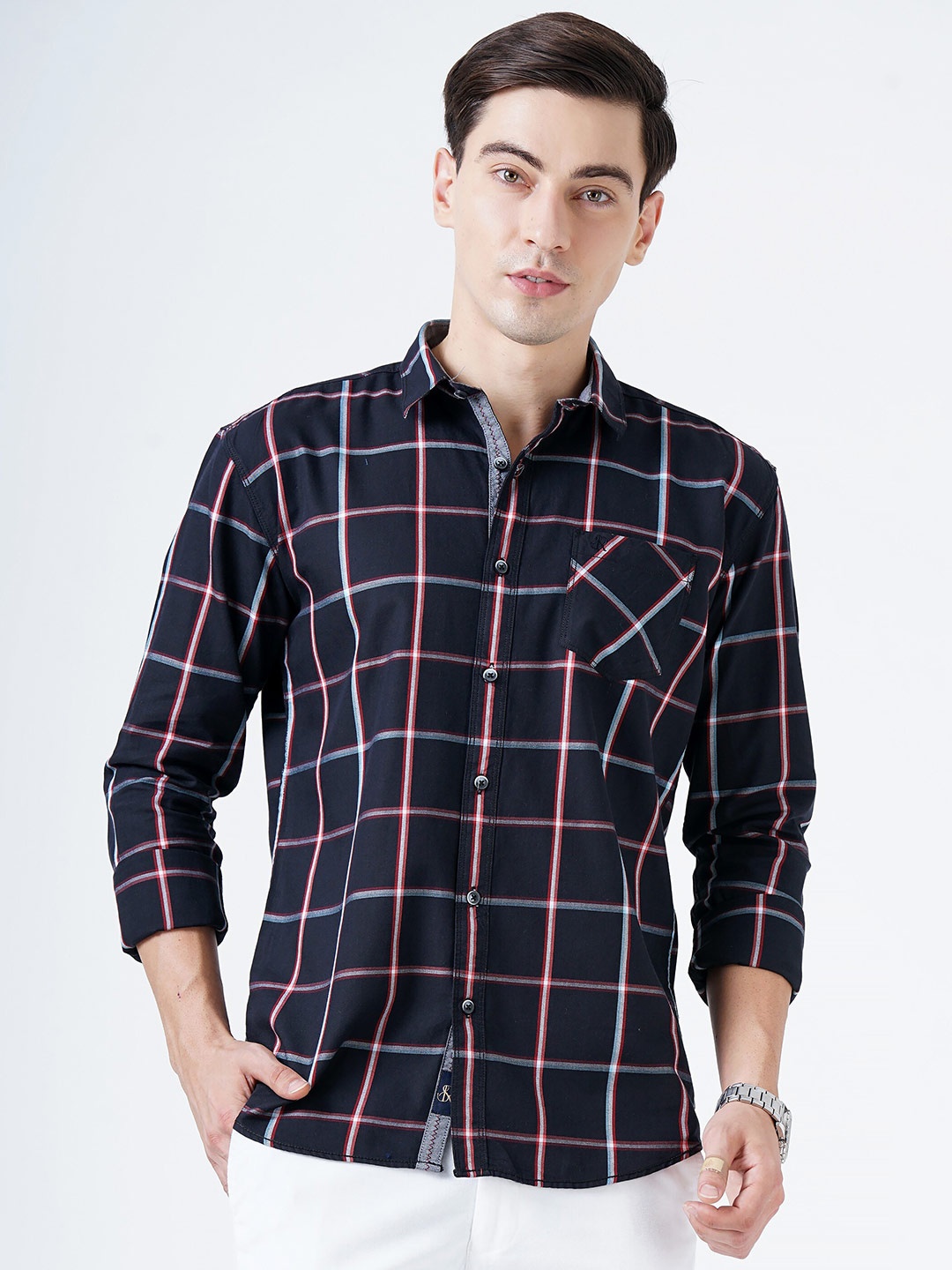 

SORATIA Men Black Slim Fit Windowpane Checked Casual Shirt