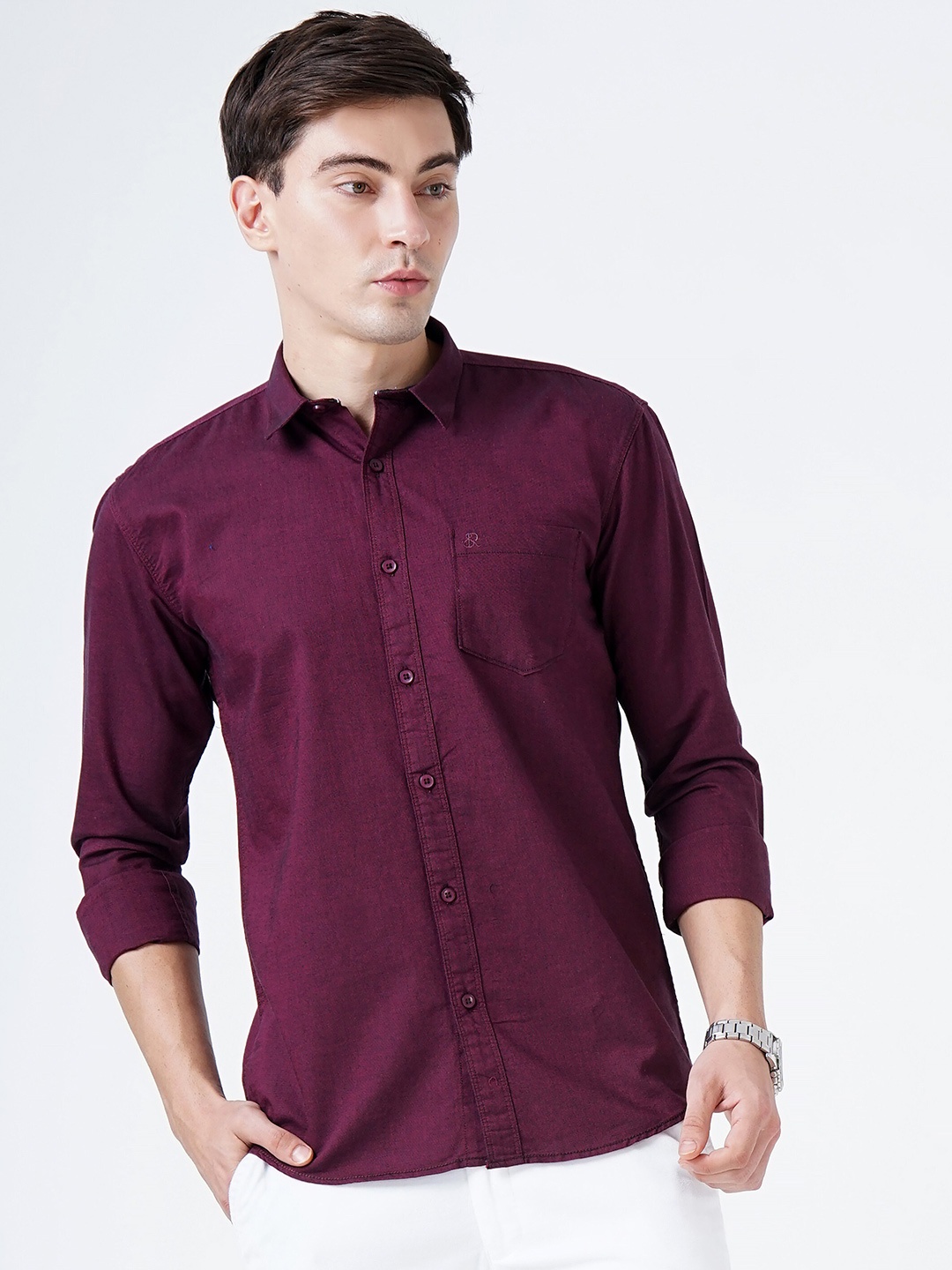 

SORATIA Men Magenta Slim Fit Casual Shirt