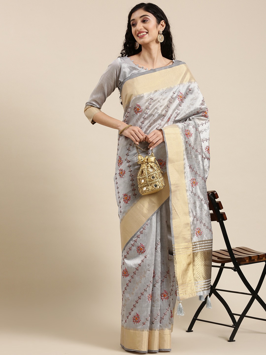 

Mitera Grey Floral Embroidered Saree