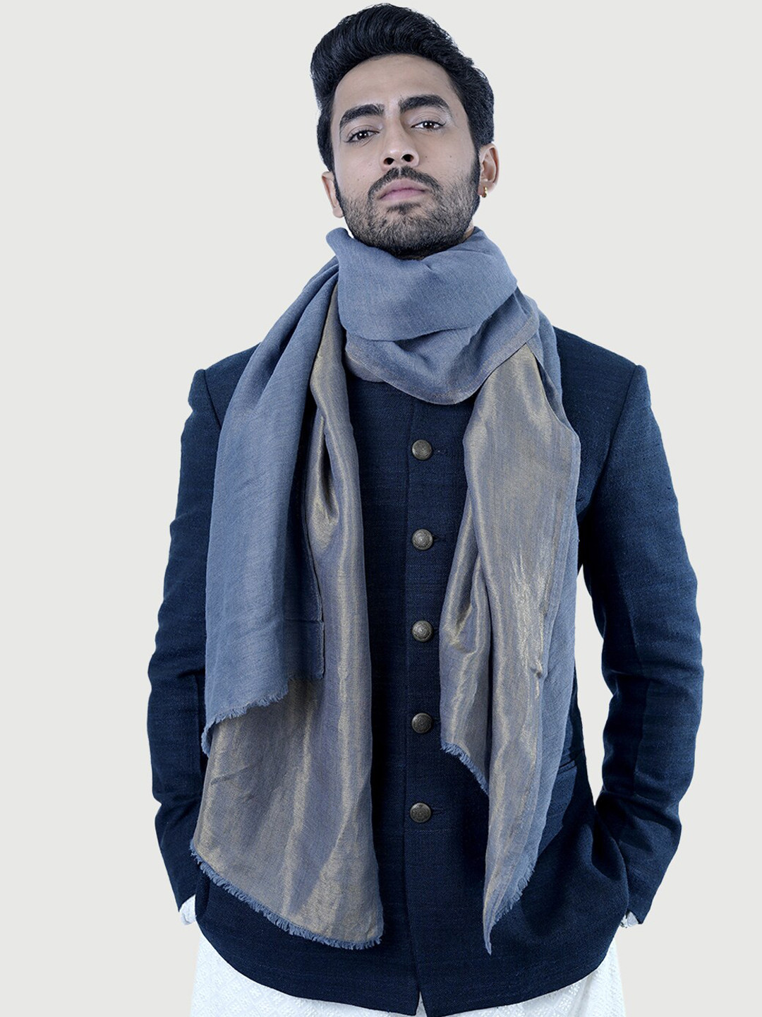 

TAROOB Men Blue Solid Stole
