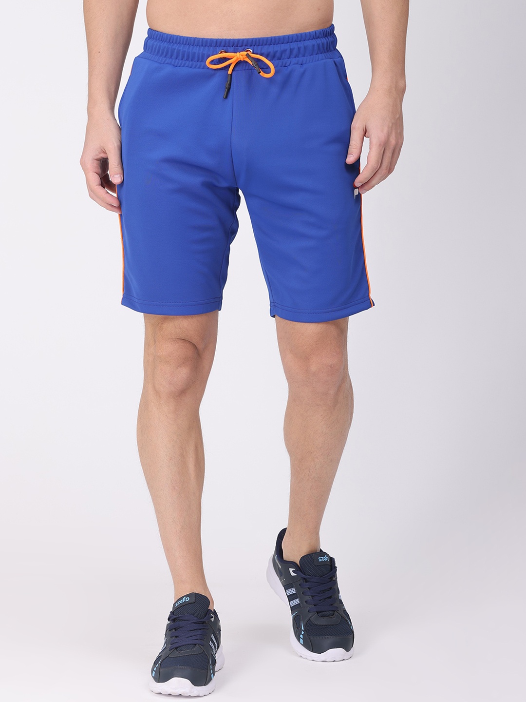 

POLONIUM Men Blue Shorts