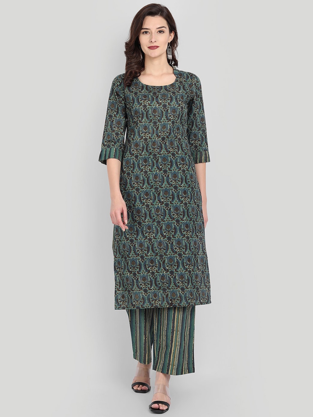 

githaan Women Green Embroidered Pleated Pure Cotton Kurti with Sharara