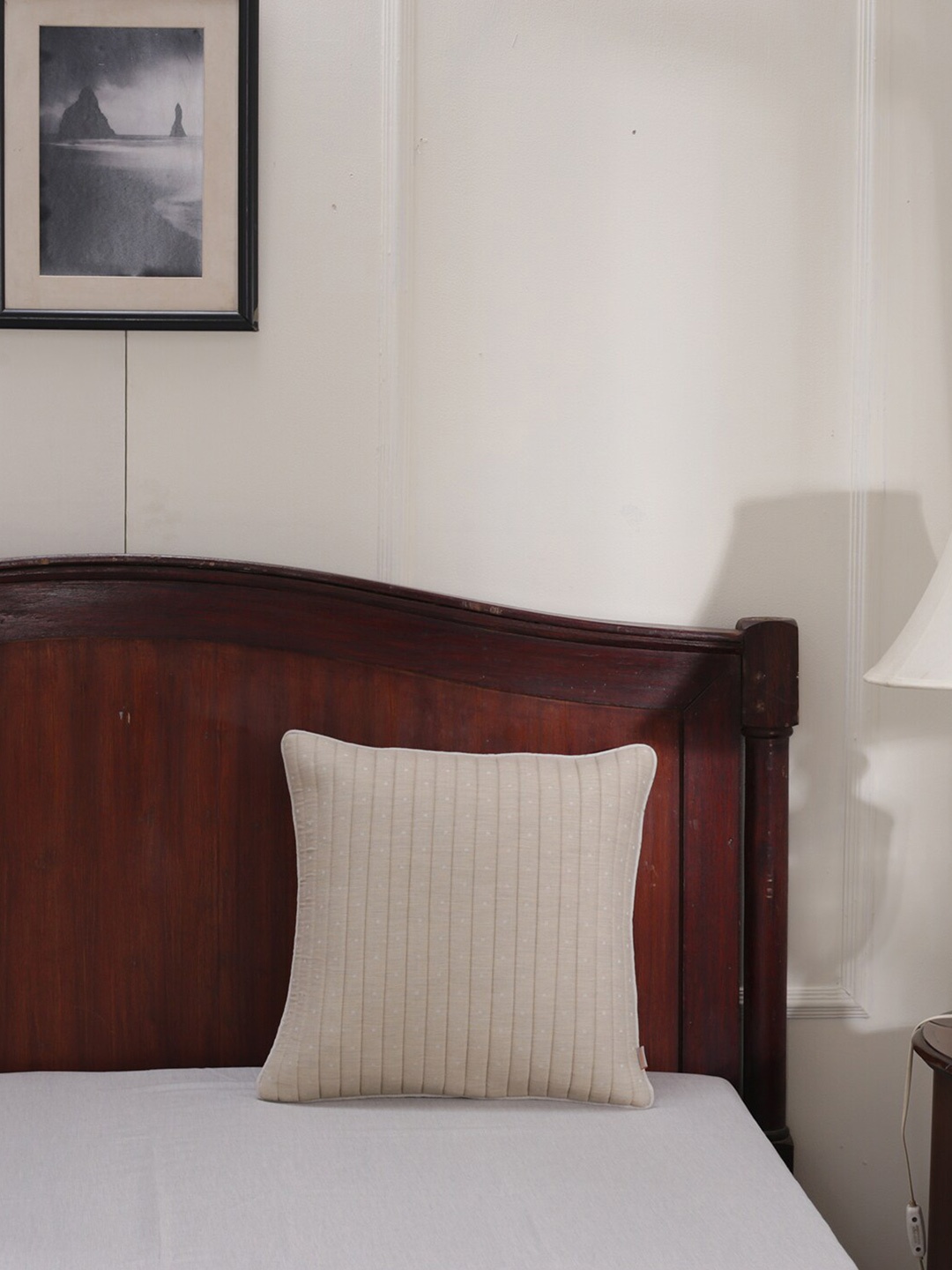 

MASPAR Unisex Beige Cushion Covers