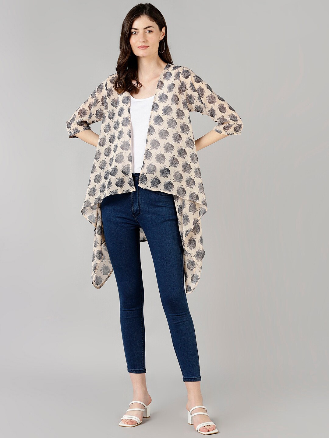 

Fashfun Women Beige & Grey Printed Shrug