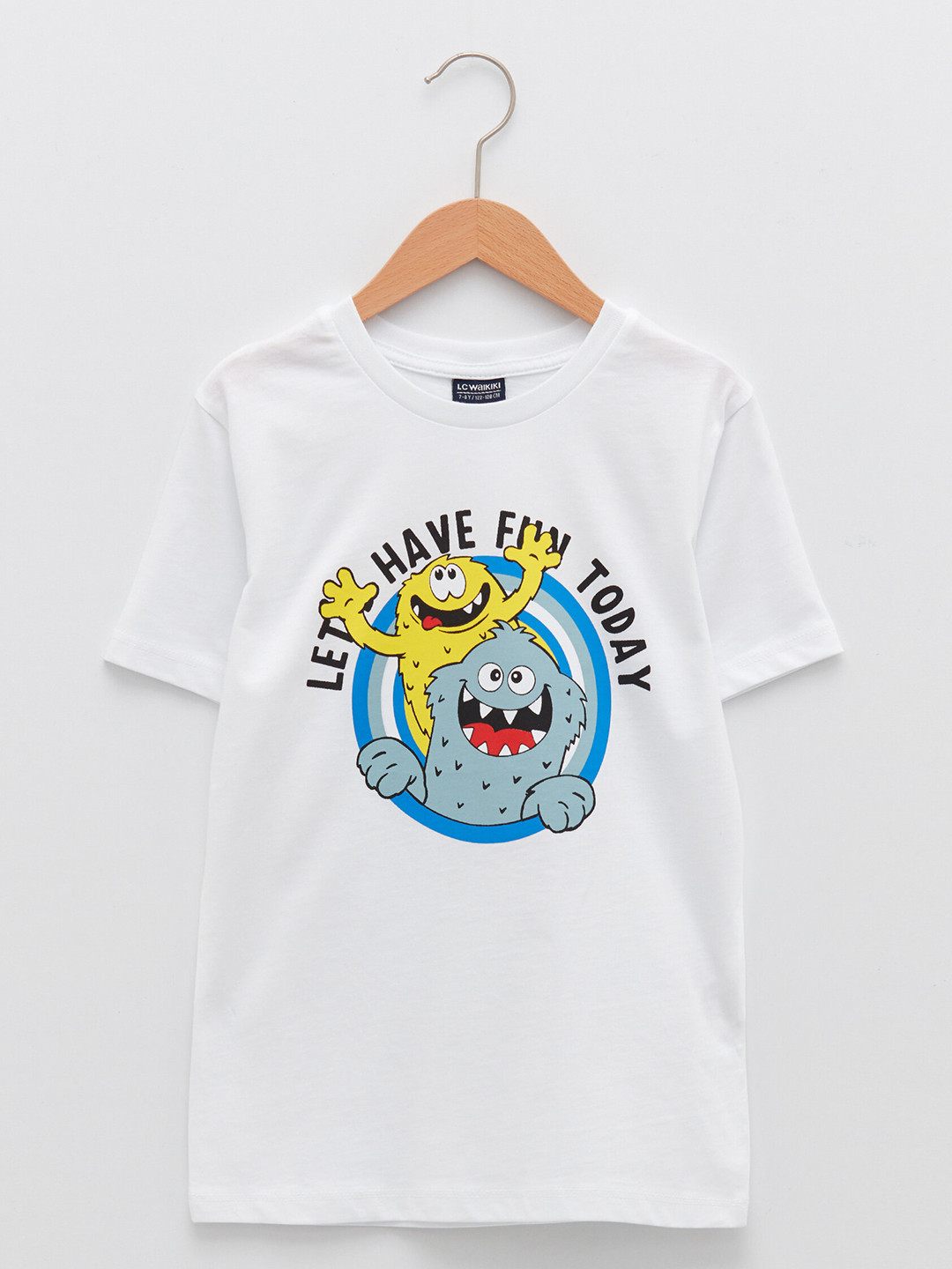 

LC Waikiki Boys White & Yellow Graphic Printed Pure Cotton T-shirt