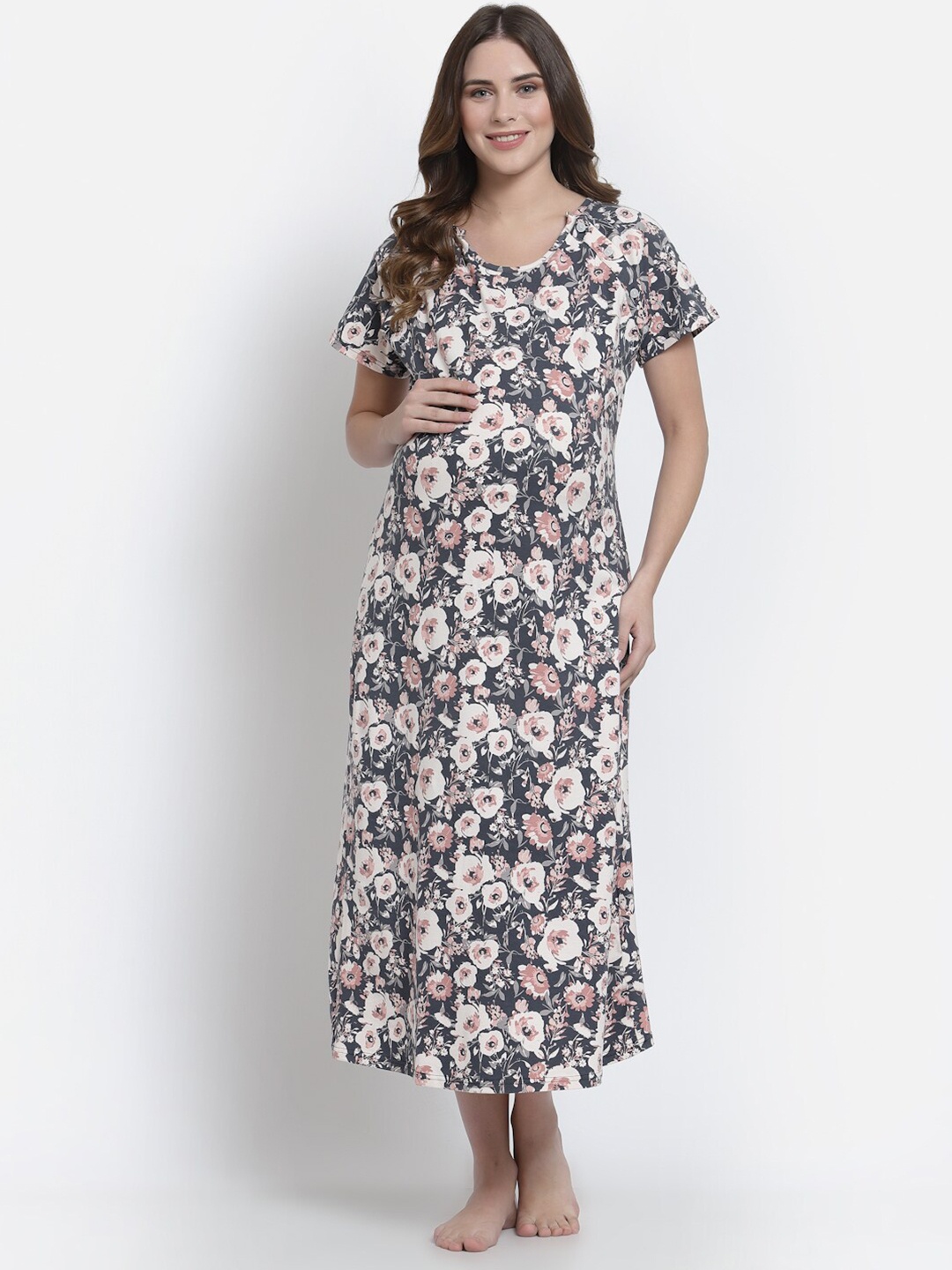 

Tiara Peach-Coloured Printed Maxi Nightdress