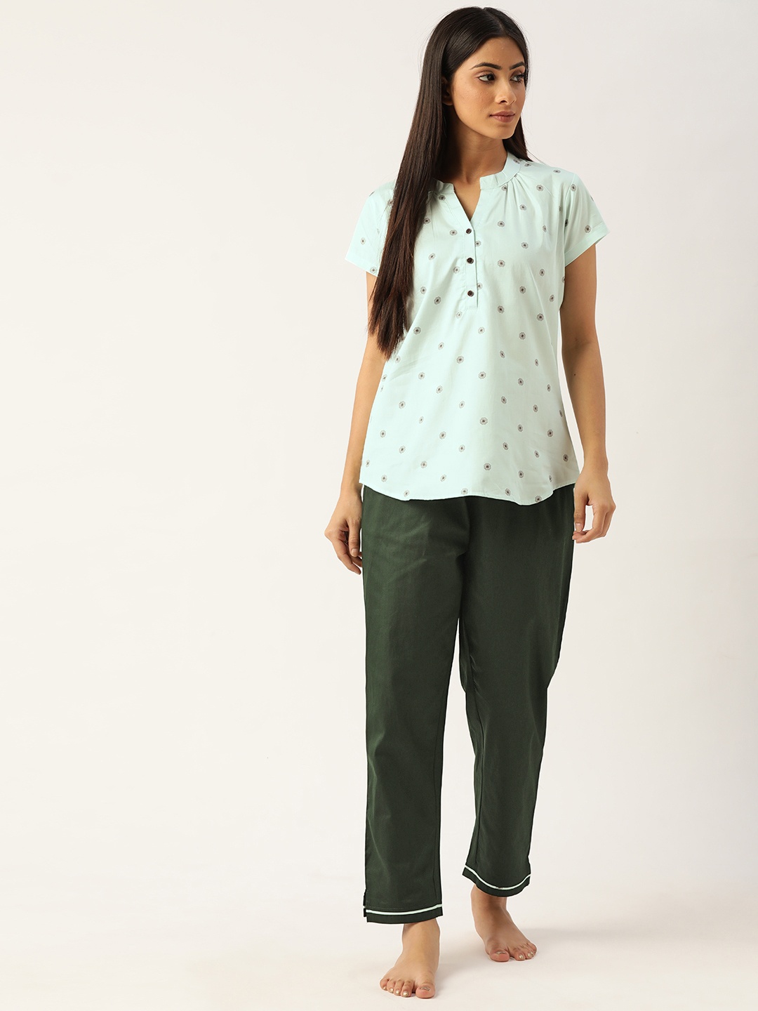 

BROOWL Women Green Printed Cotton Night suit