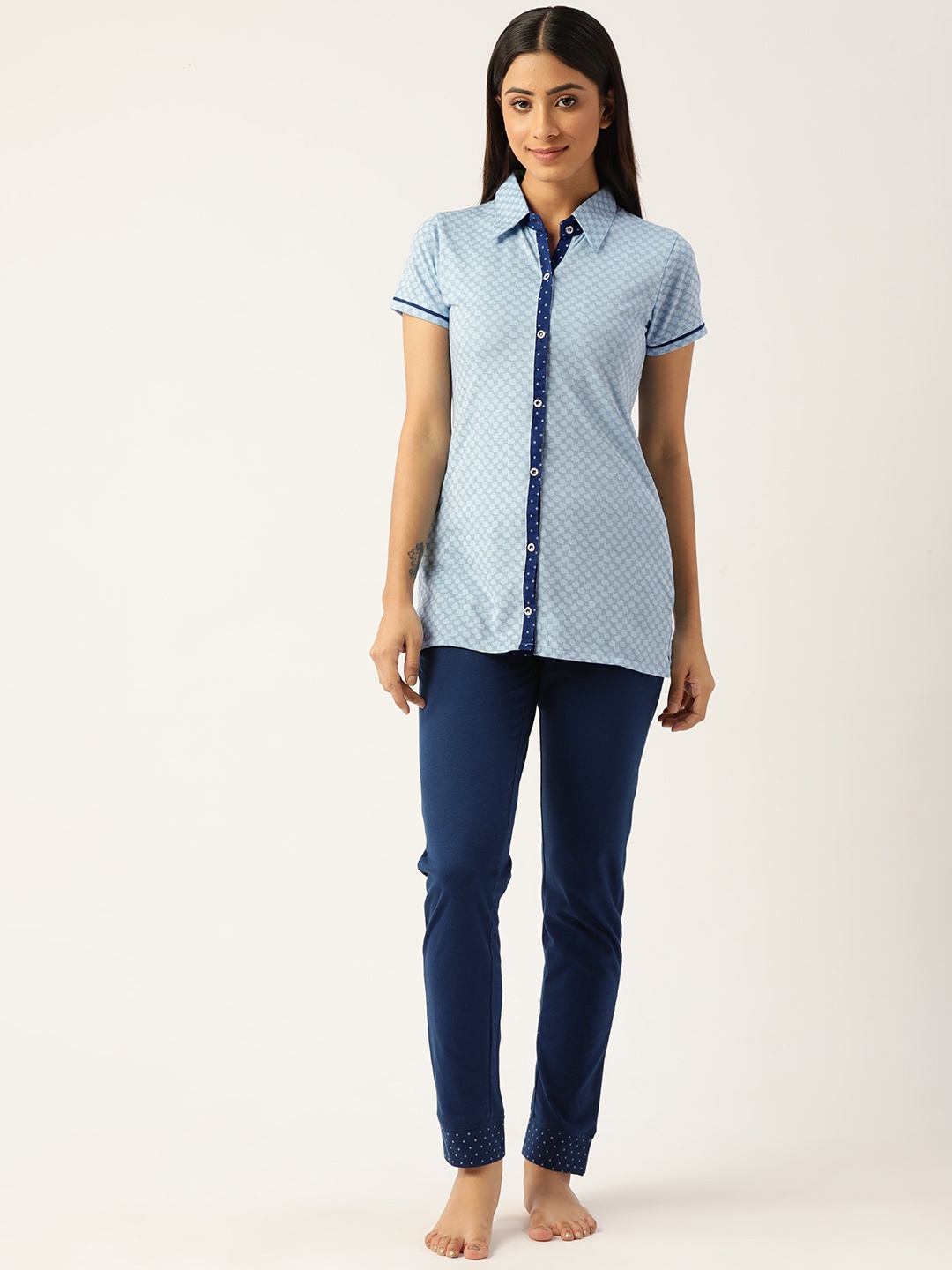 

BROOWL Women Blue Printed Cotton Night suit