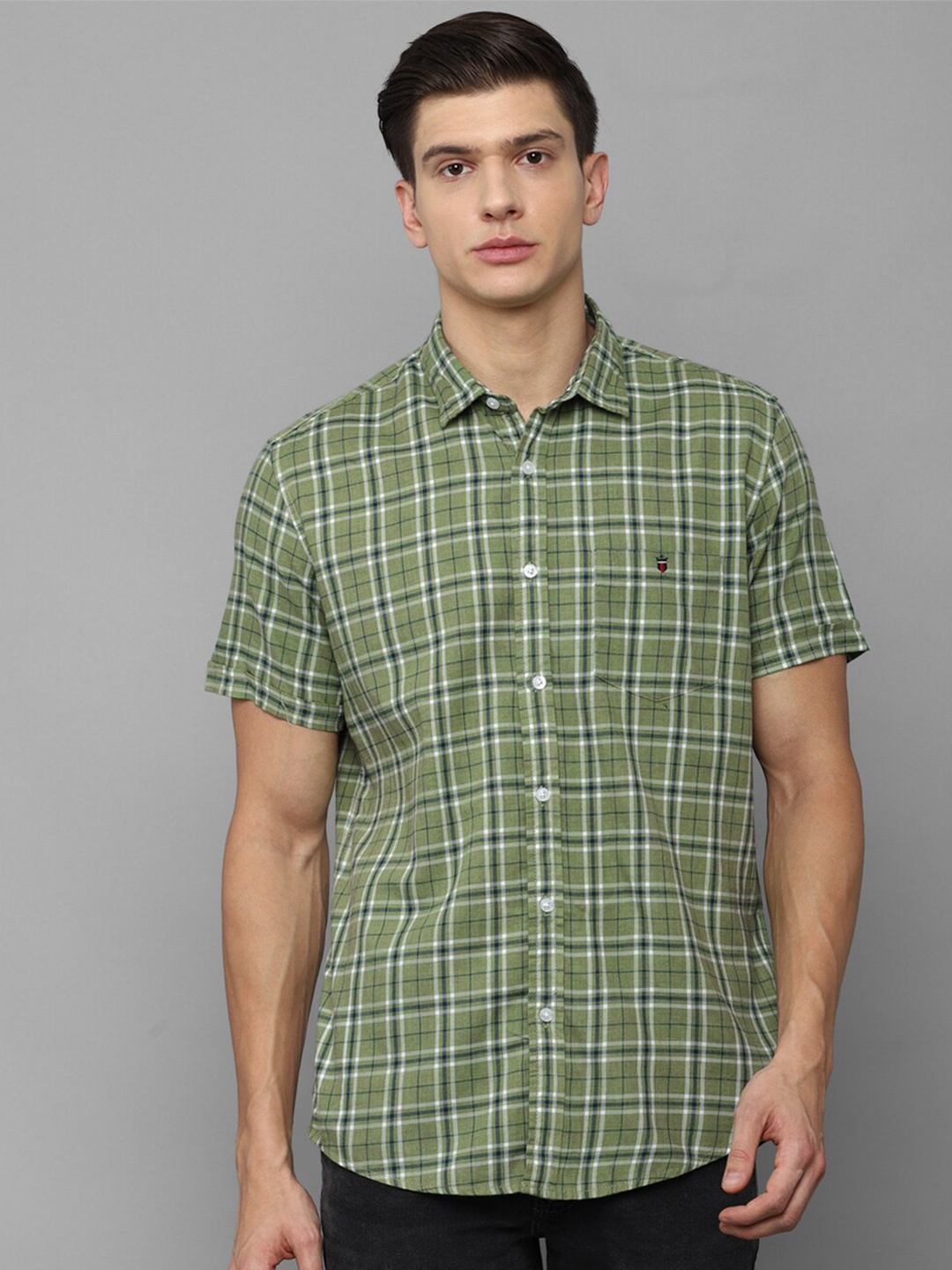 

Louis Philippe Jeans Men Green Slim Fit Checked Casual Shirt