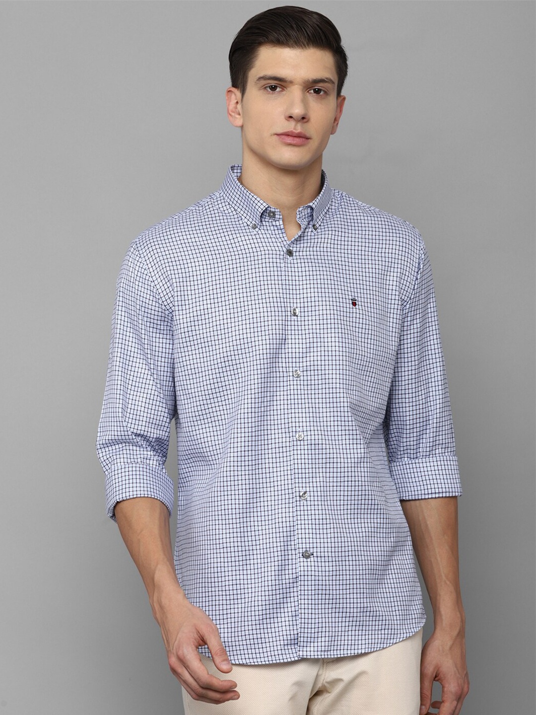 

Louis Philippe Sport Men Blue Slim Fit Checked Casual Shirt
