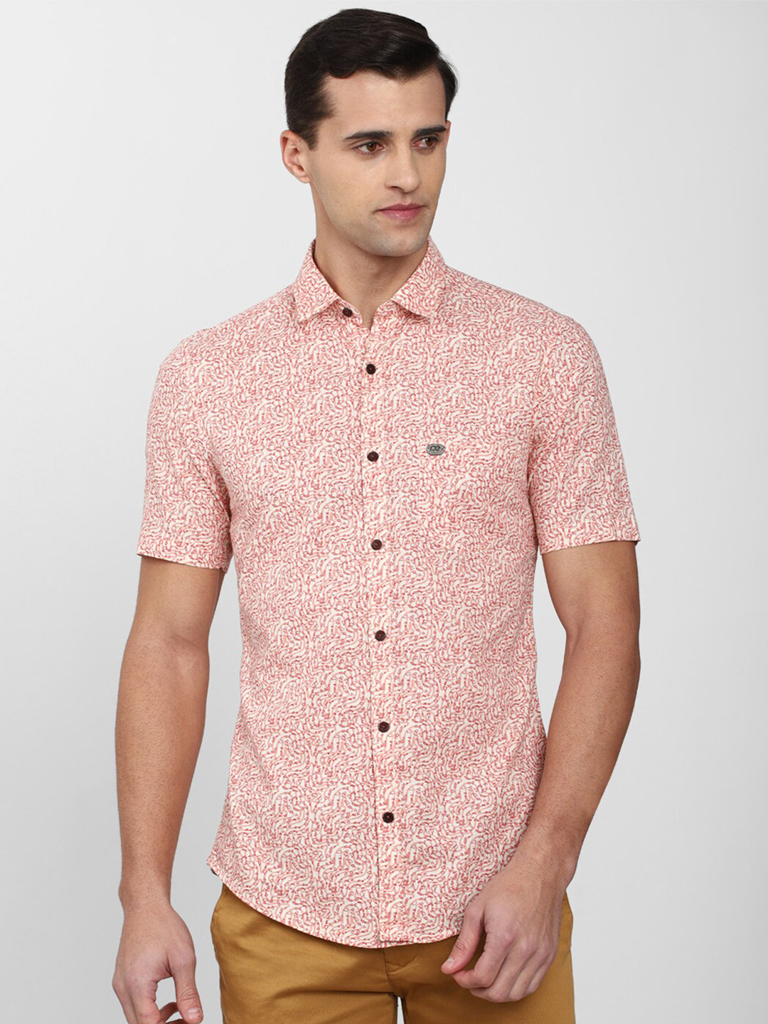 

Peter England Casuals Men Pink Slim Fit Printed Casual Shirt