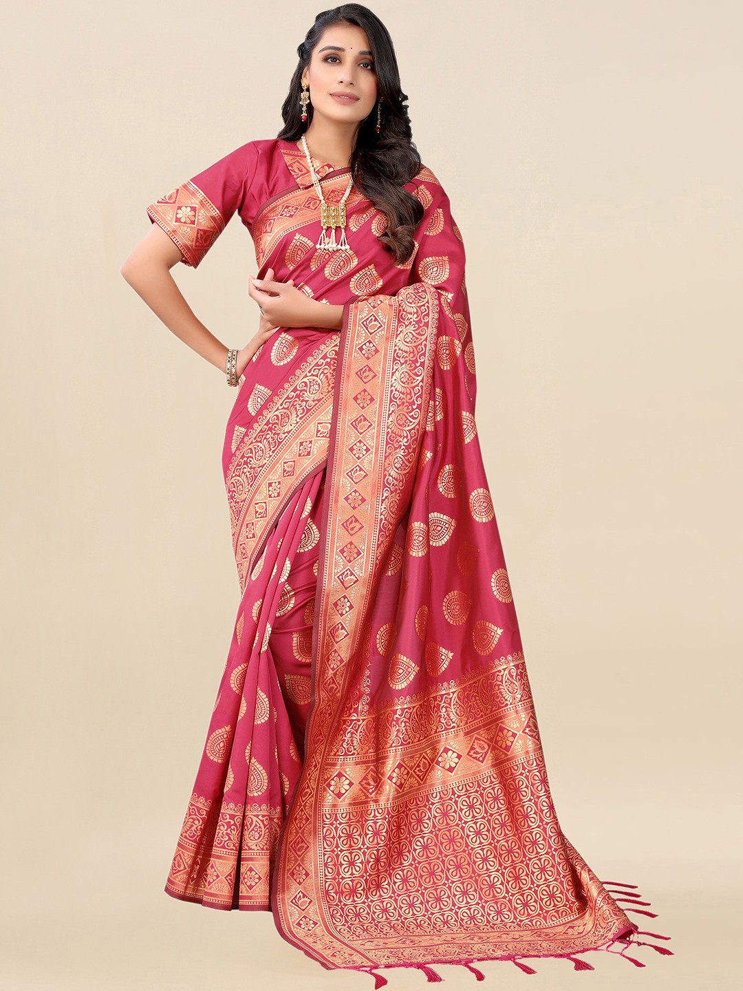 

Satrani Pink & Gold-Toned Woven Design Saree