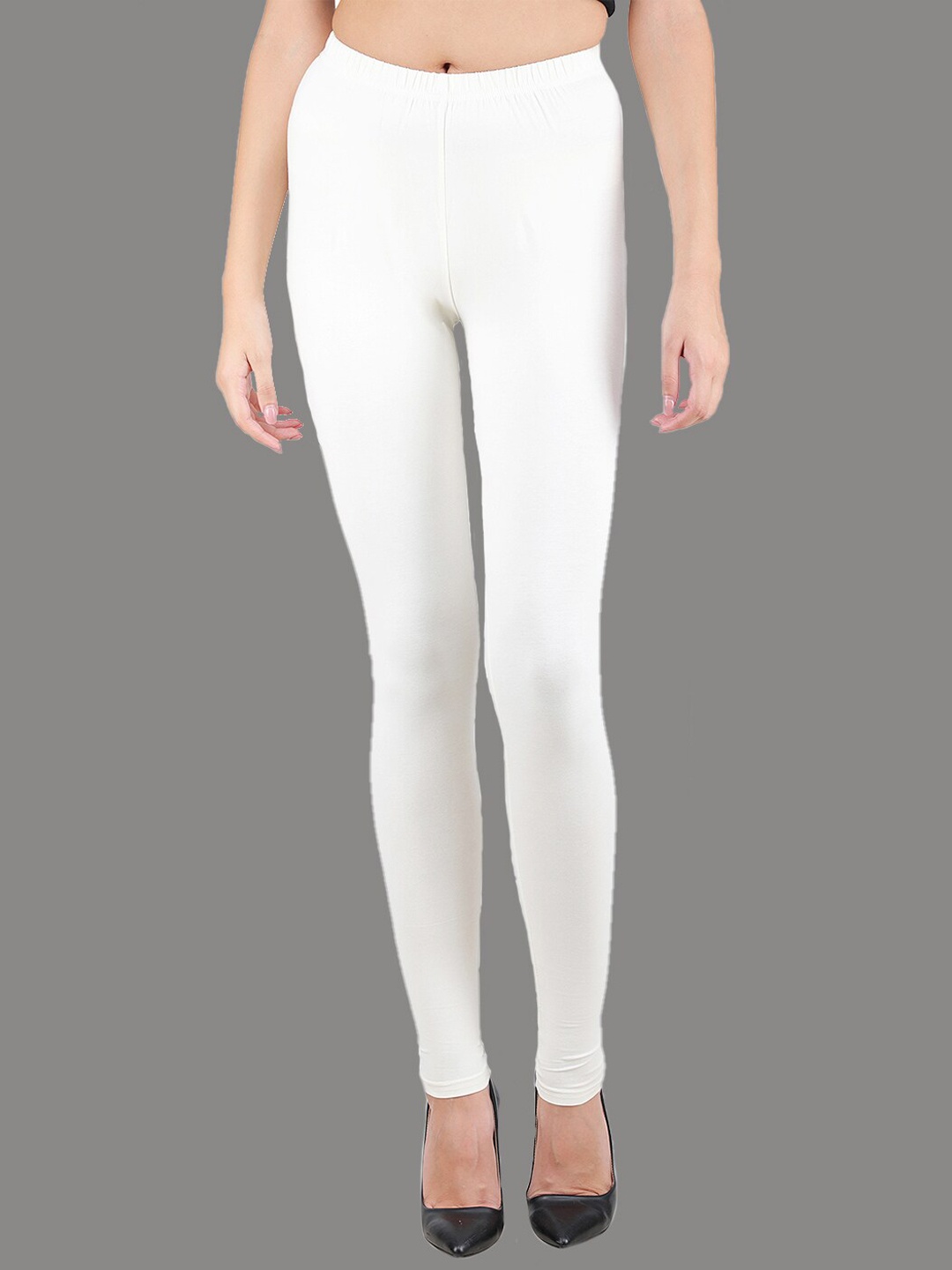 

SPIFFY Women White Solid Leggings