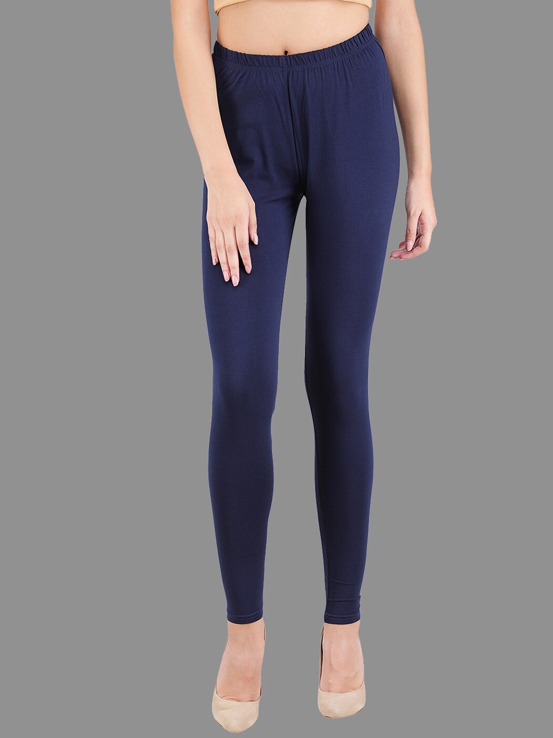 

SPIFFY Women Blue Solid Ankle-Length Leggings