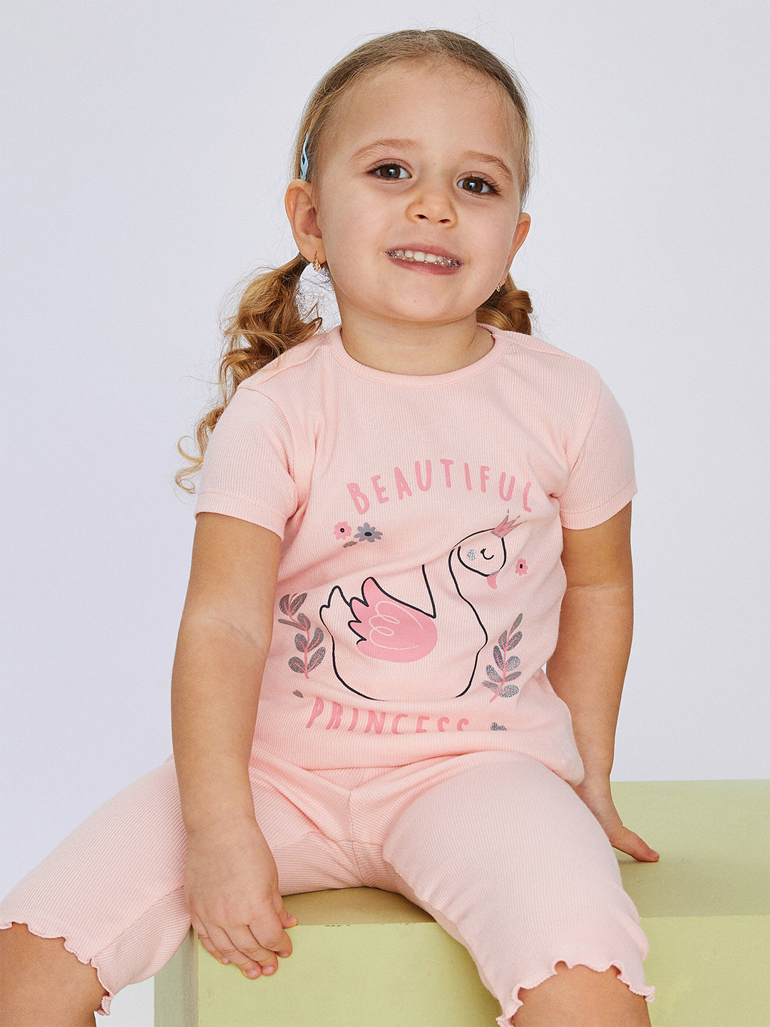

LC Waikiki Girls Pink Printed Pyjama Set