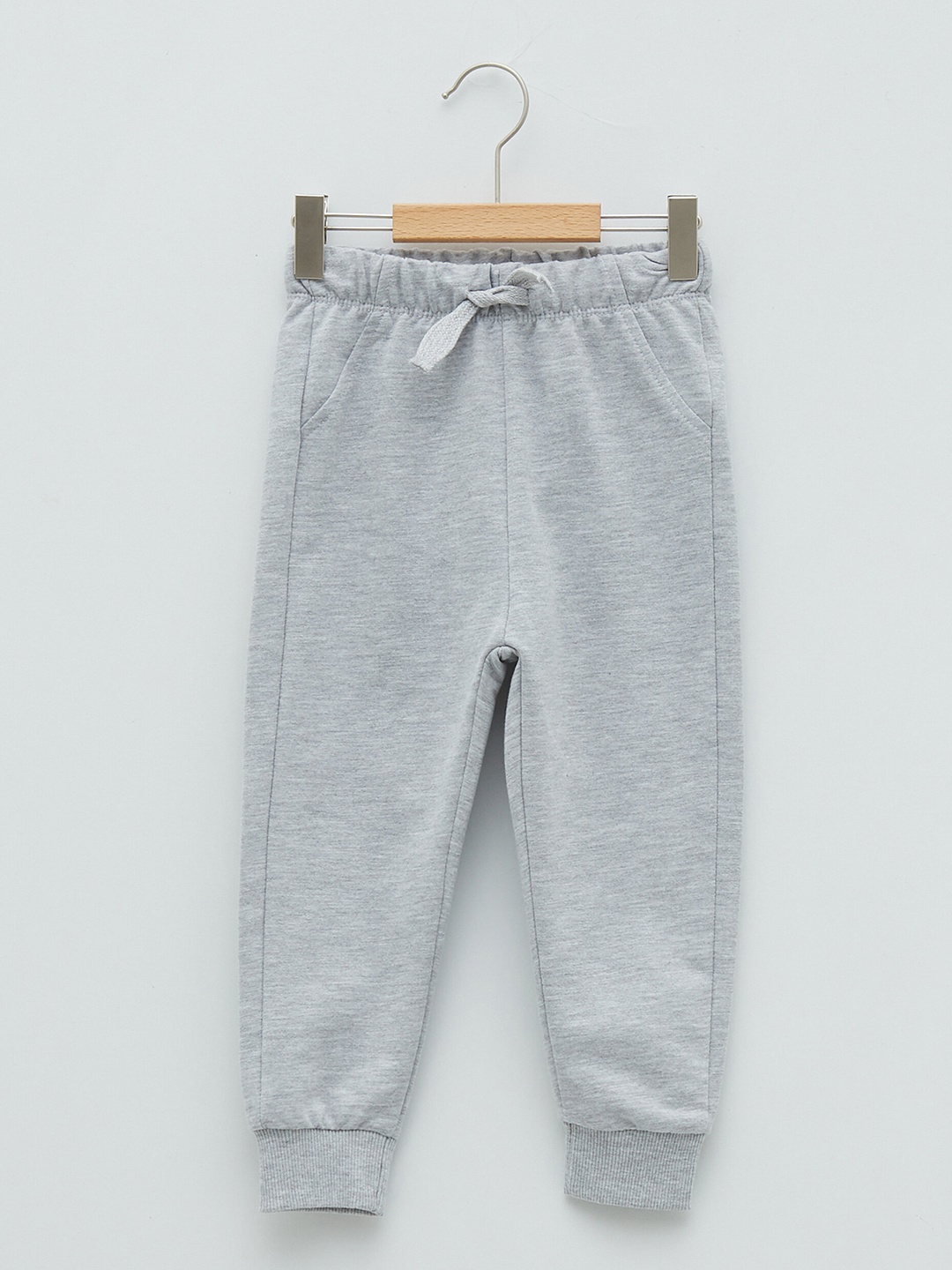 

LC Waikiki Boys Grey Melange Solid Joggers