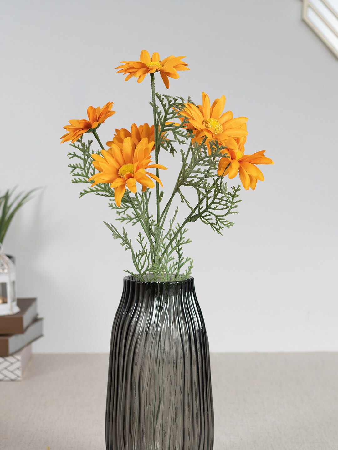 

HomeTown Yellow Artificial Daisy Flower Bunch