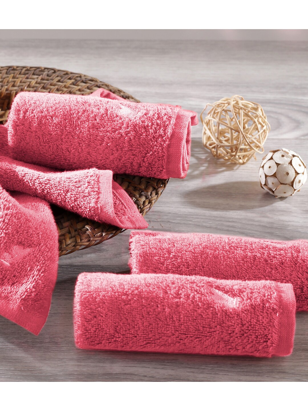 MASPAR Set Of 4 Pink Solid 550 GSM Cotton Super Absorbent Face Towel