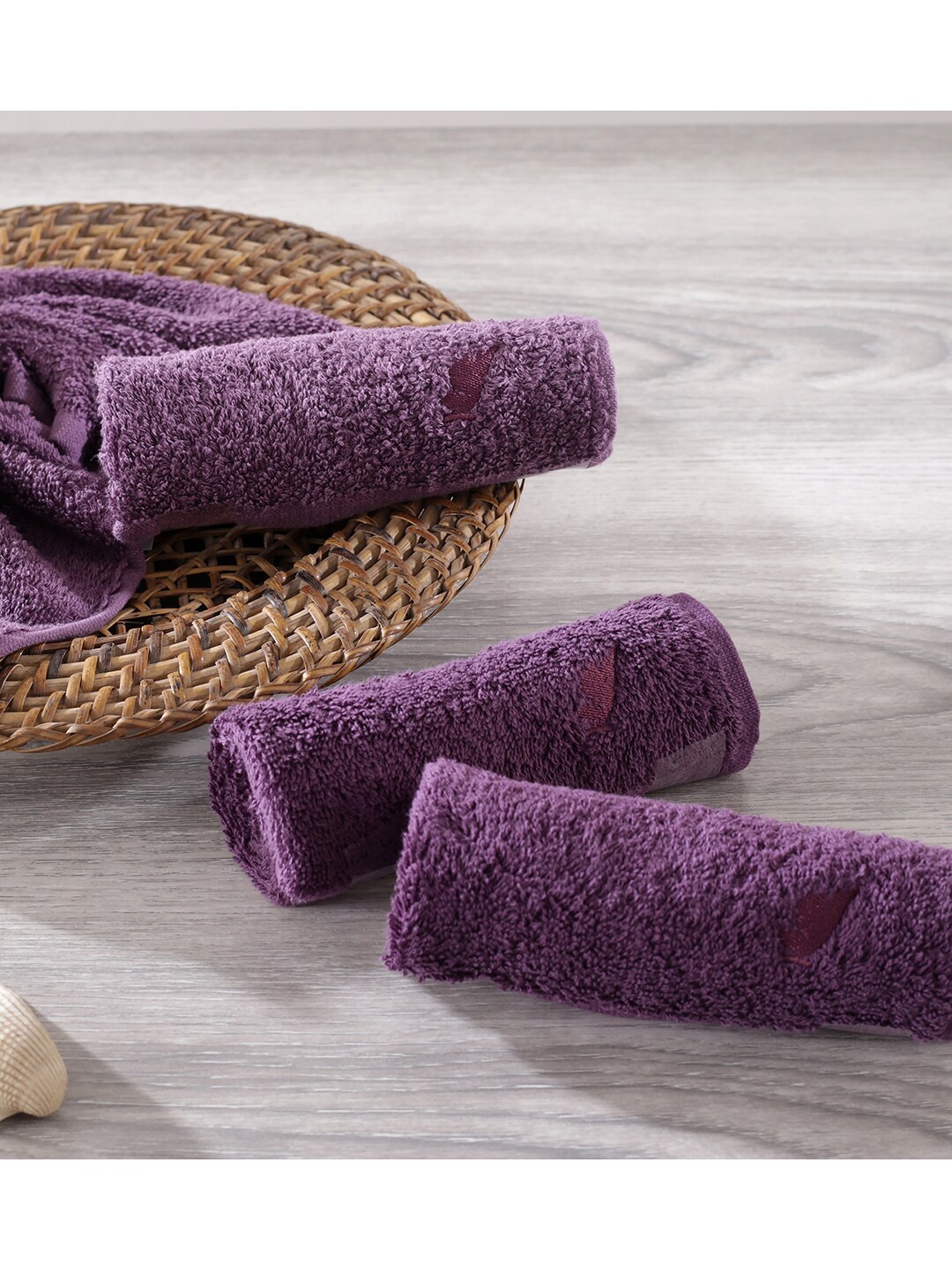 

MASPAR Set of 4 Purple 550 GSM Pure Cotton Face Towels