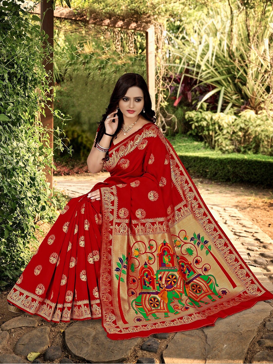 

KALINI Red & Gold-Toned Woven Design Zari Silk Blend Banarasi Saree