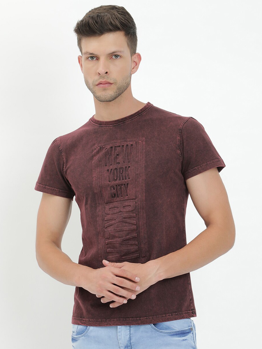 

V2 Value & Variety Men Maroon T-shirt