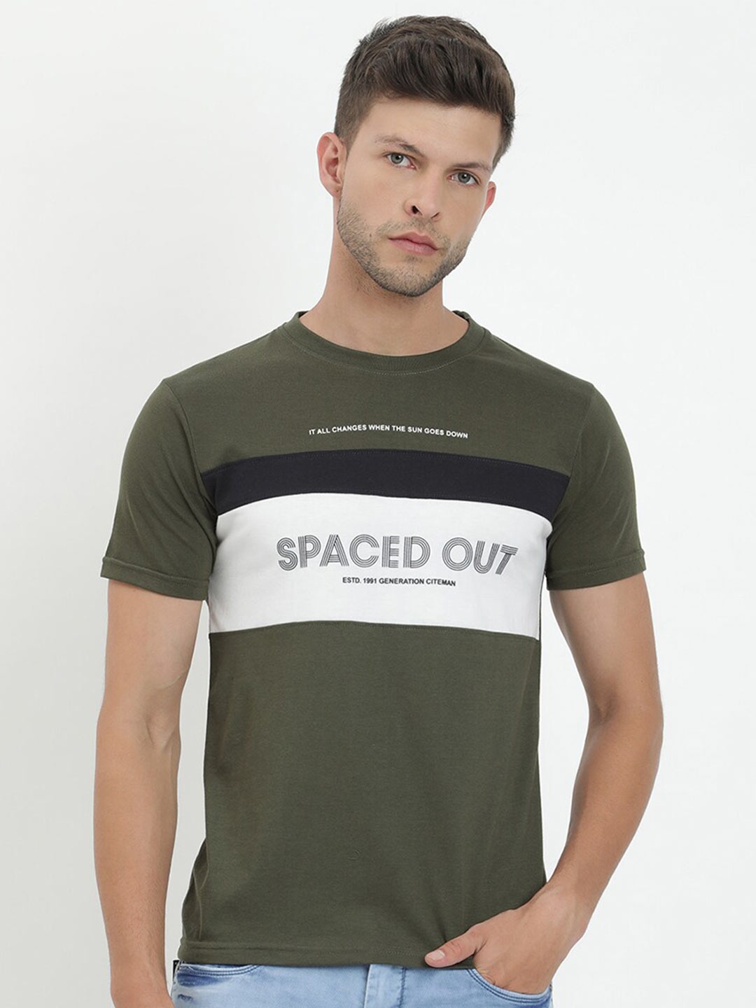 

V2 Value & Variety Men Olive Green & tarmac Polo Collar T-shirt