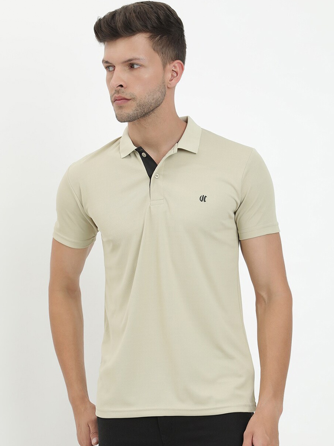 

V2 Value & Variety Men Beige Polo Collar T-shirt