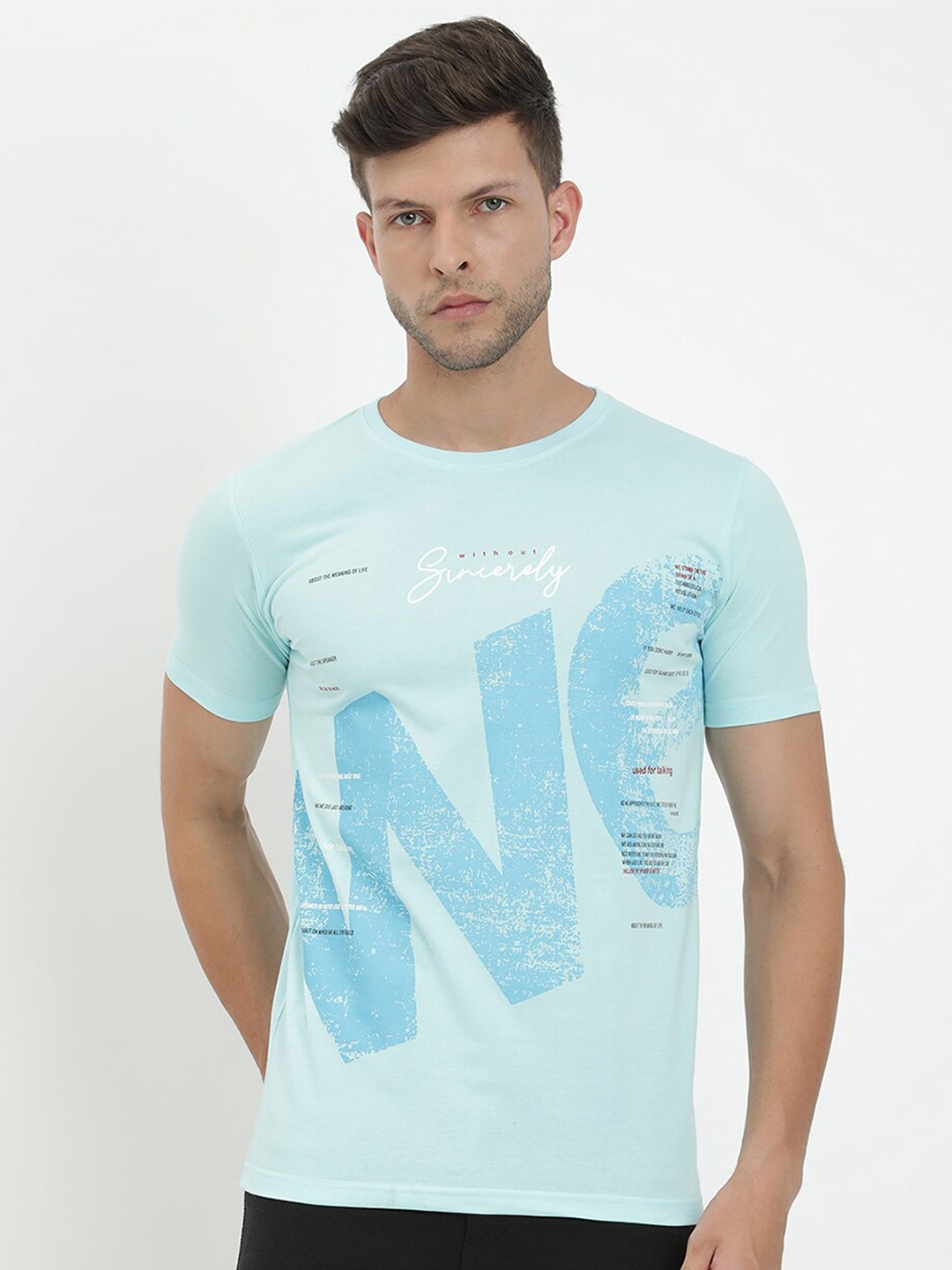 

V2 Value & Variety Men Blue & blue glass V-Neck T-shirt