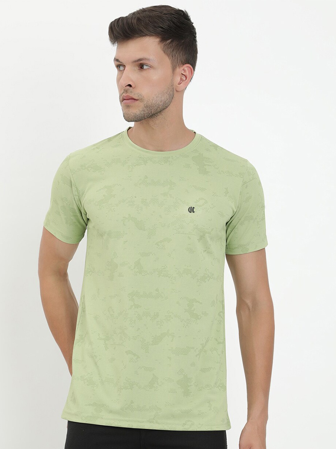 

V2 Value & Variety Men Green & bok choy T-shirt