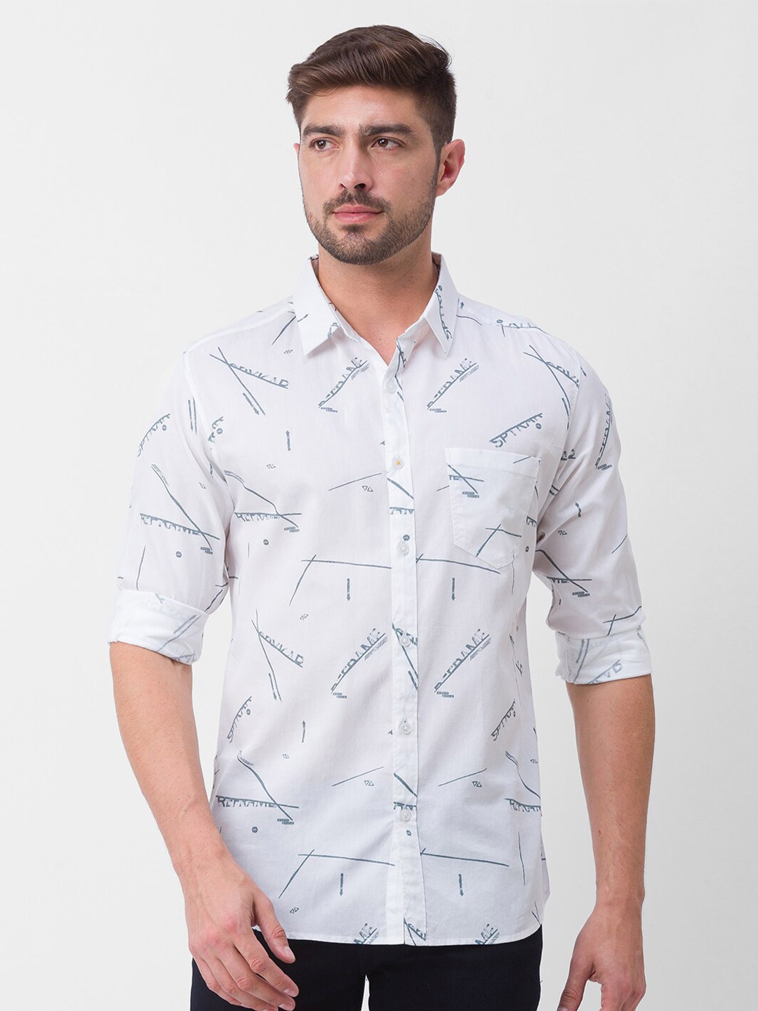 

SPYKAR Men White Slim Fit Printed Casual Shirt