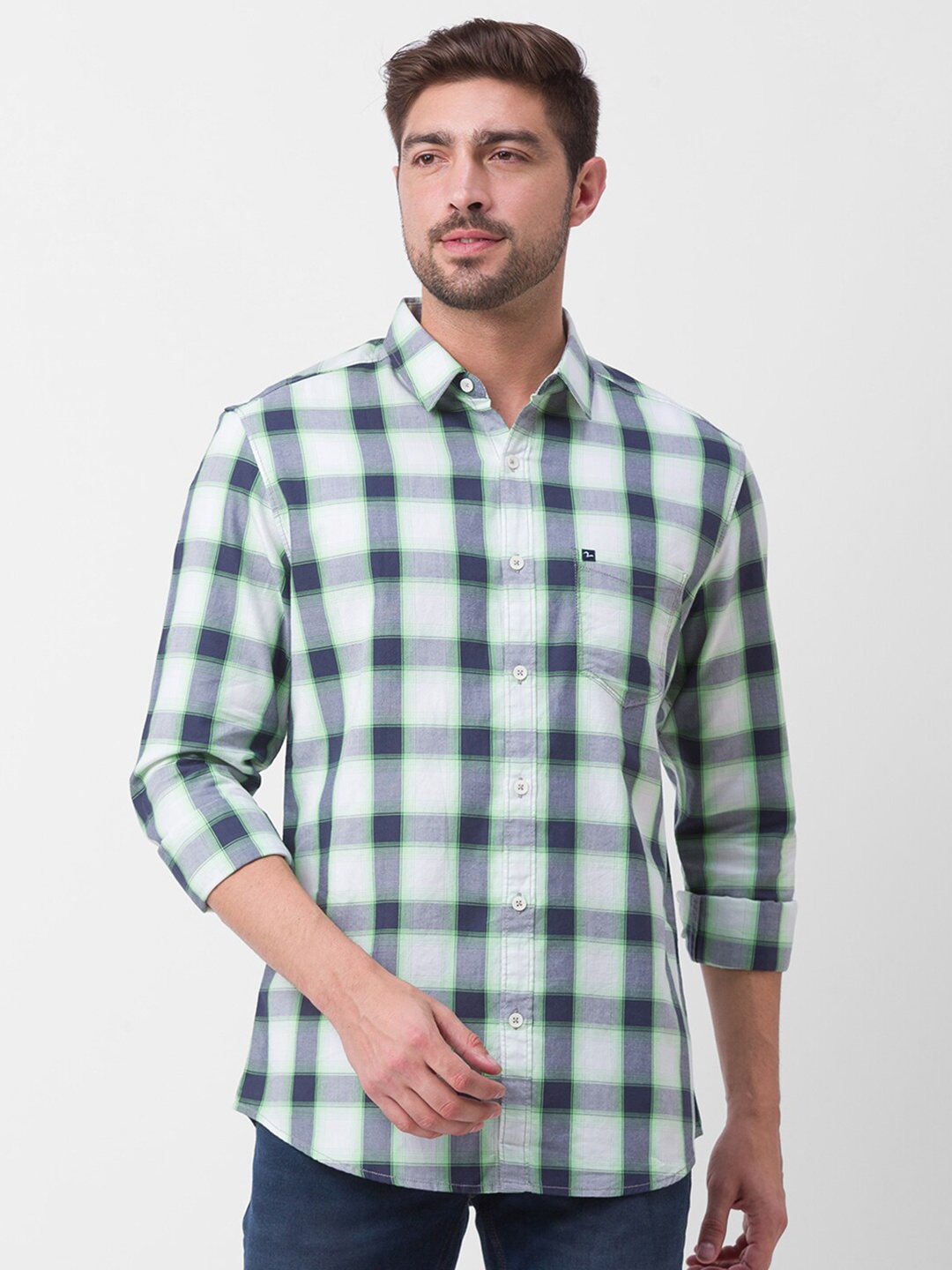 

SPYKAR Men Green Slim Fit Checked Casual Shirt