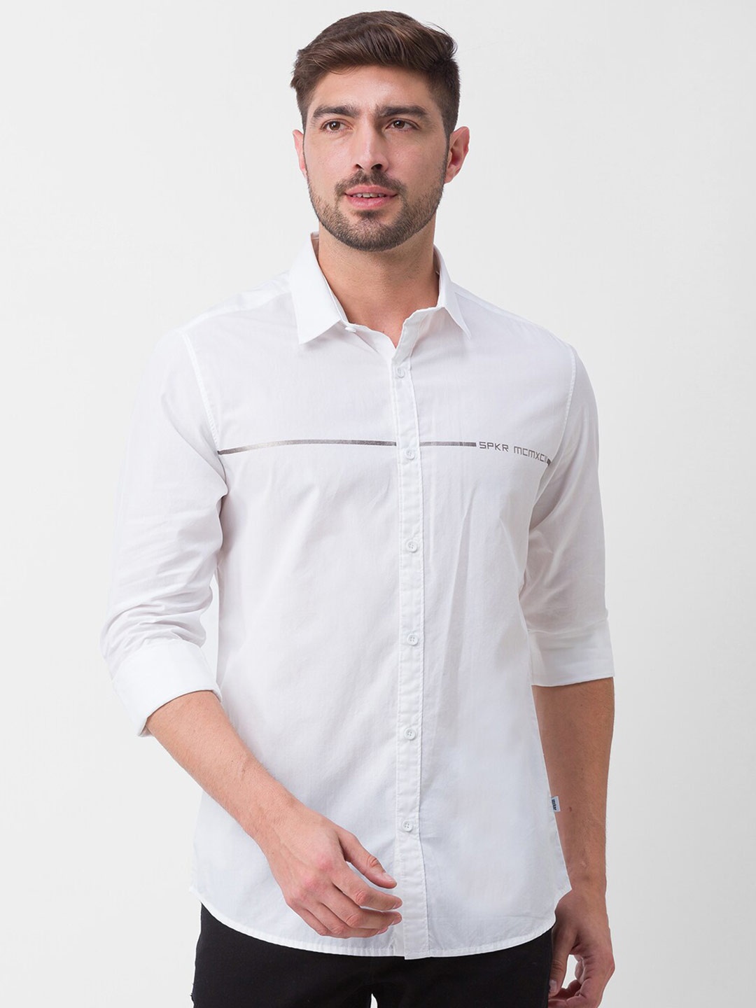 

SPYKAR Men White Slim Fit Casual Shirt