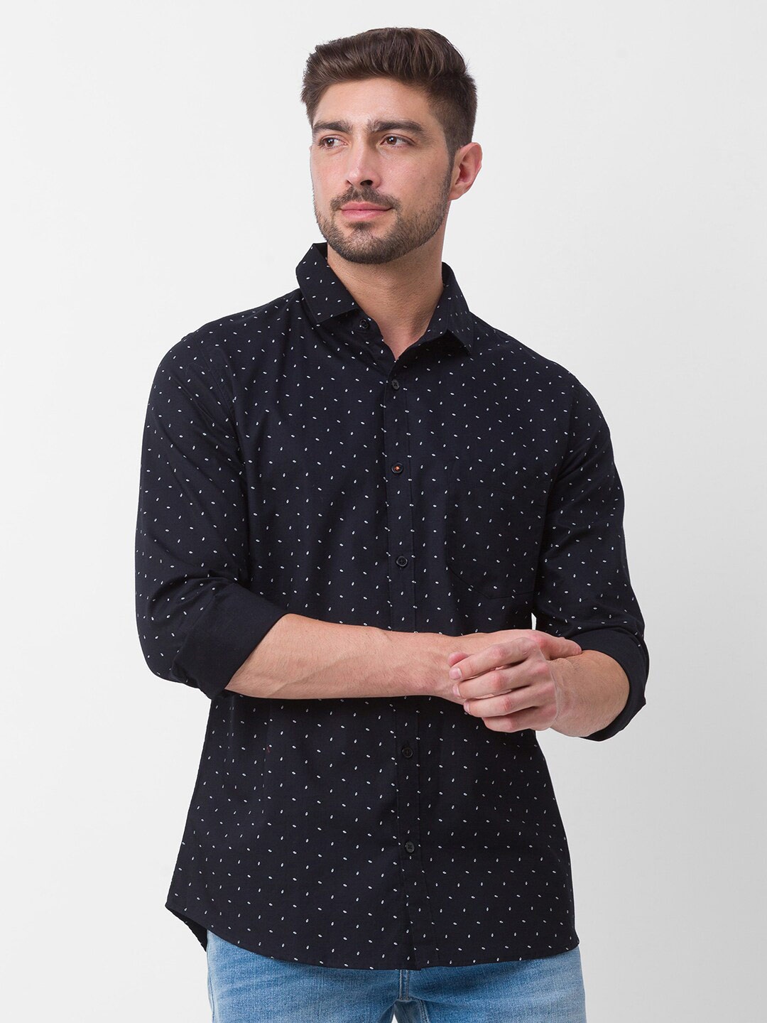 

SPYKAR Men Black Printed Casual Shirt