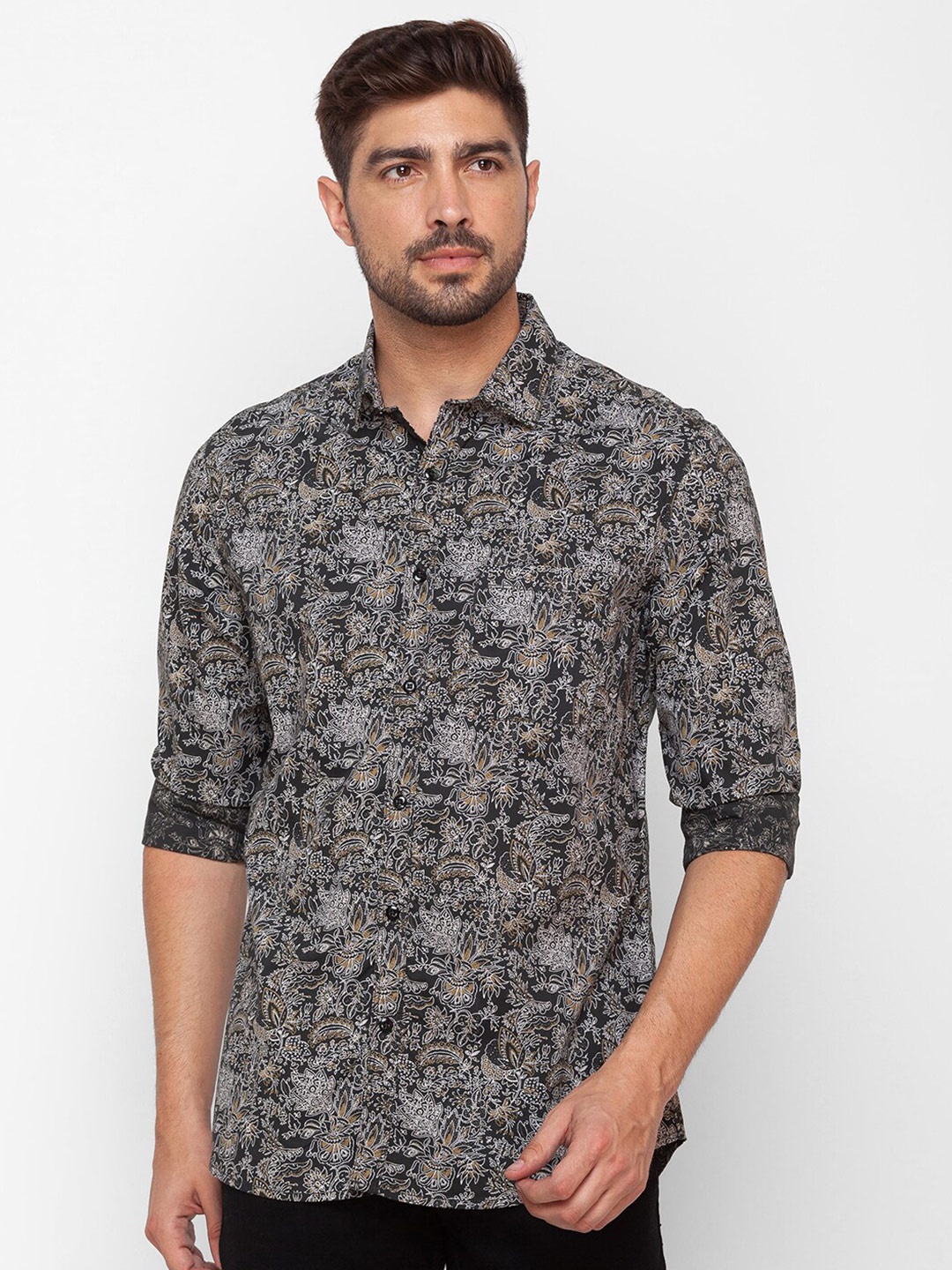 

SPYKAR Men Green Slim Fit Floral Printed Casual Shirt