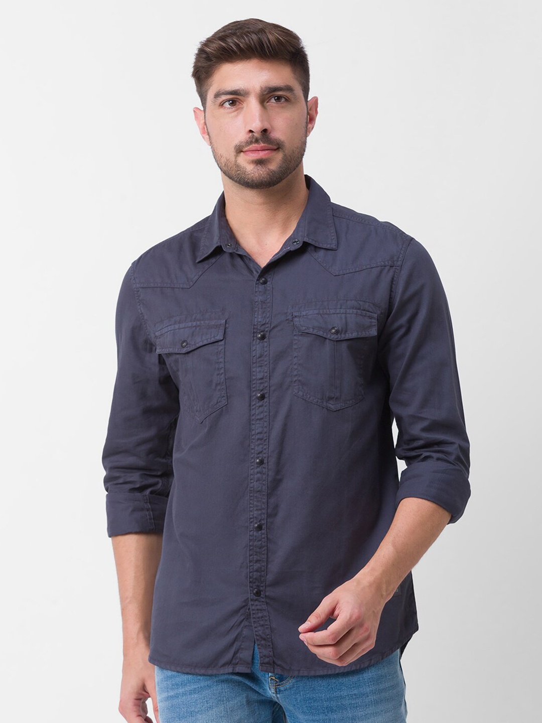 

SPYKAR Men Grey Slim Fit Casual Shirt