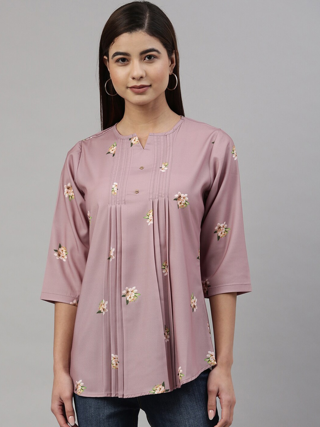 

GOLDSTROMS Women Pink Embroidered Keyhole Neck Flared Sleeves Thread Work Kurta