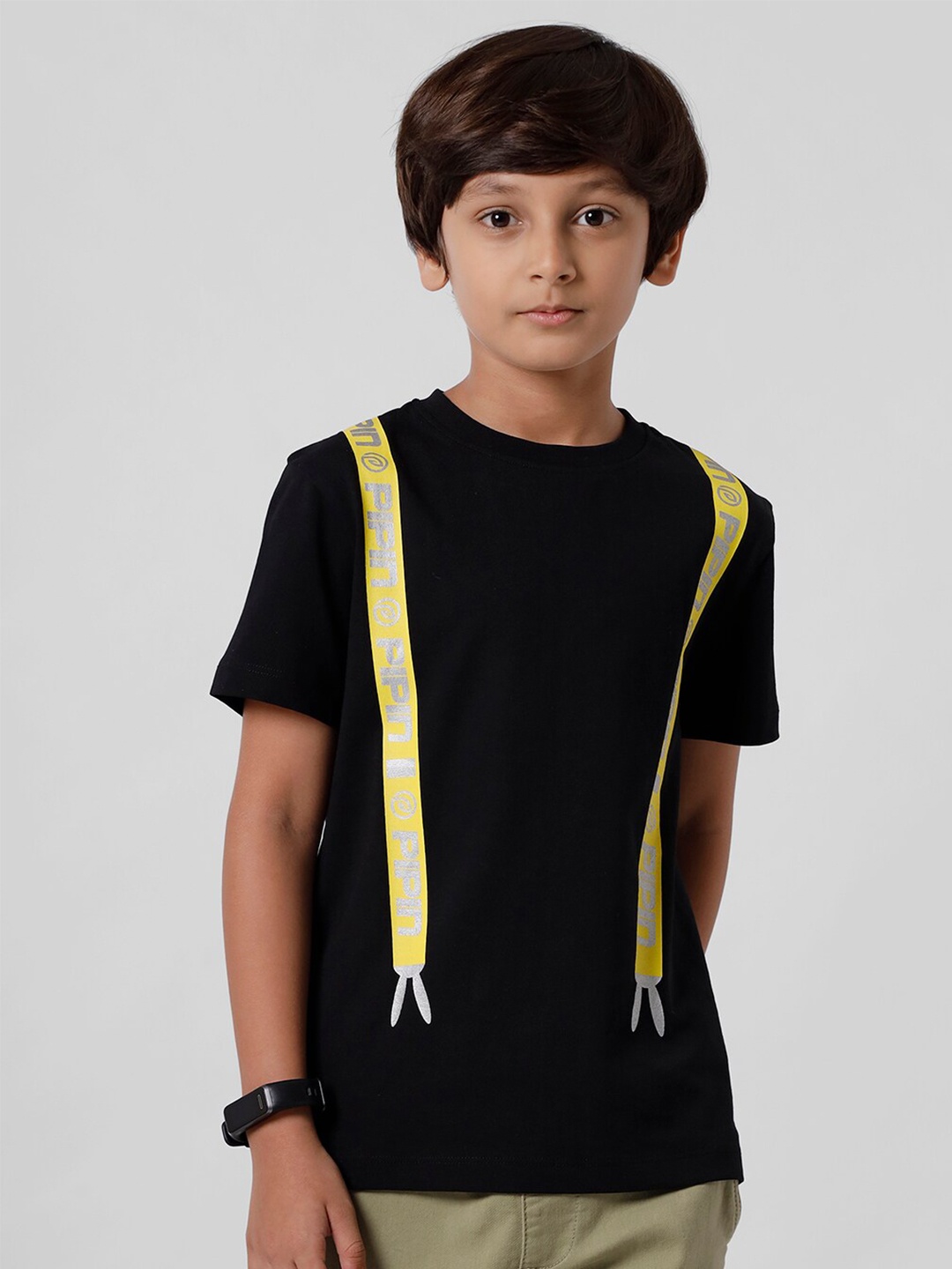 

PIPIN Boys Black T-shirt