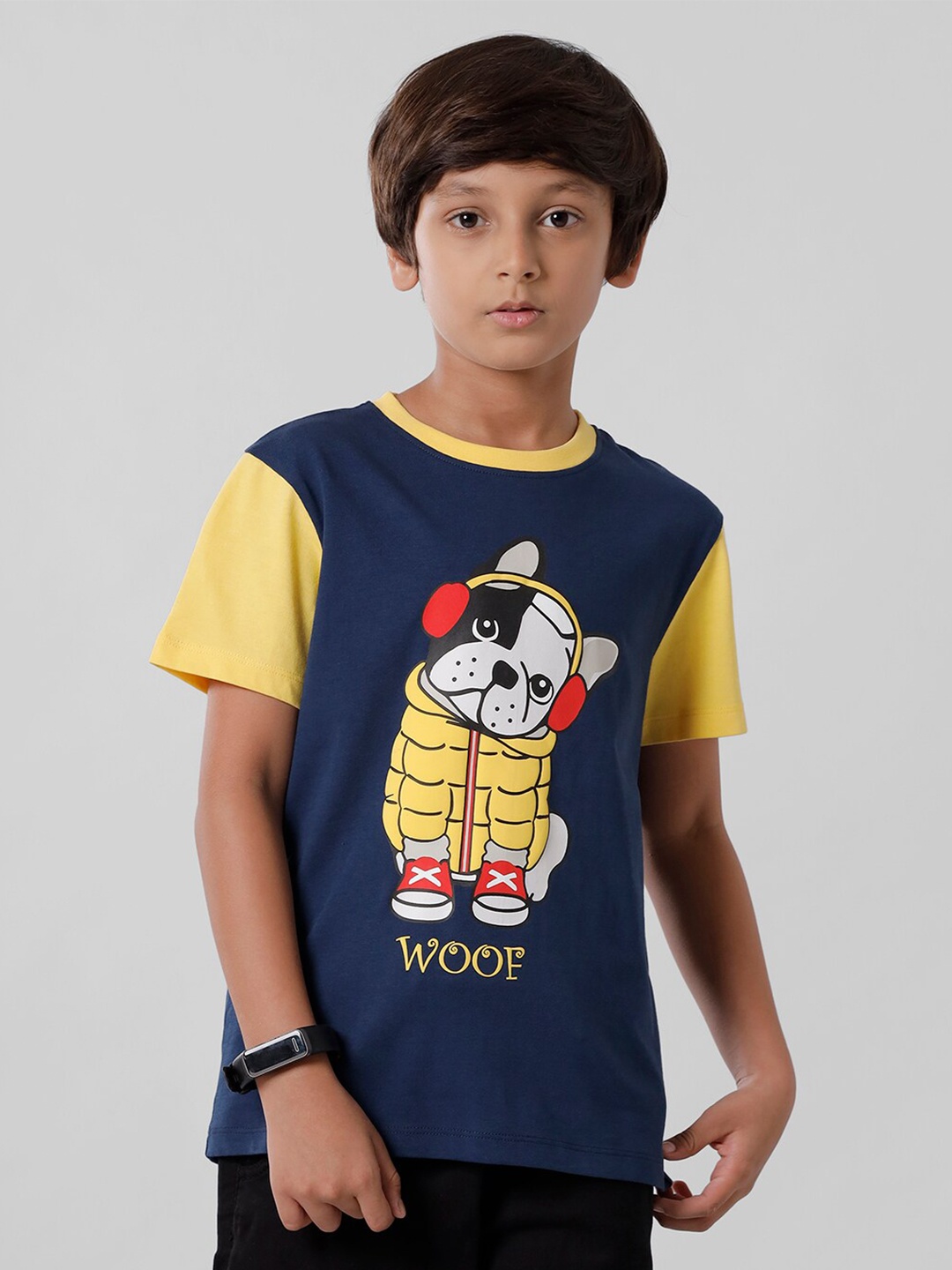 

PIPIN Boys Blue Printed Applique T-shirt