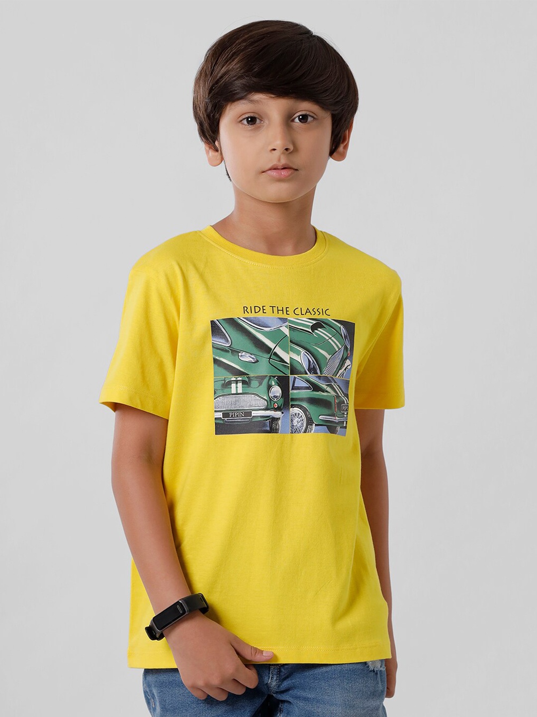 

PIPIN Boys Yellow Typography Printed Applique T-shirt