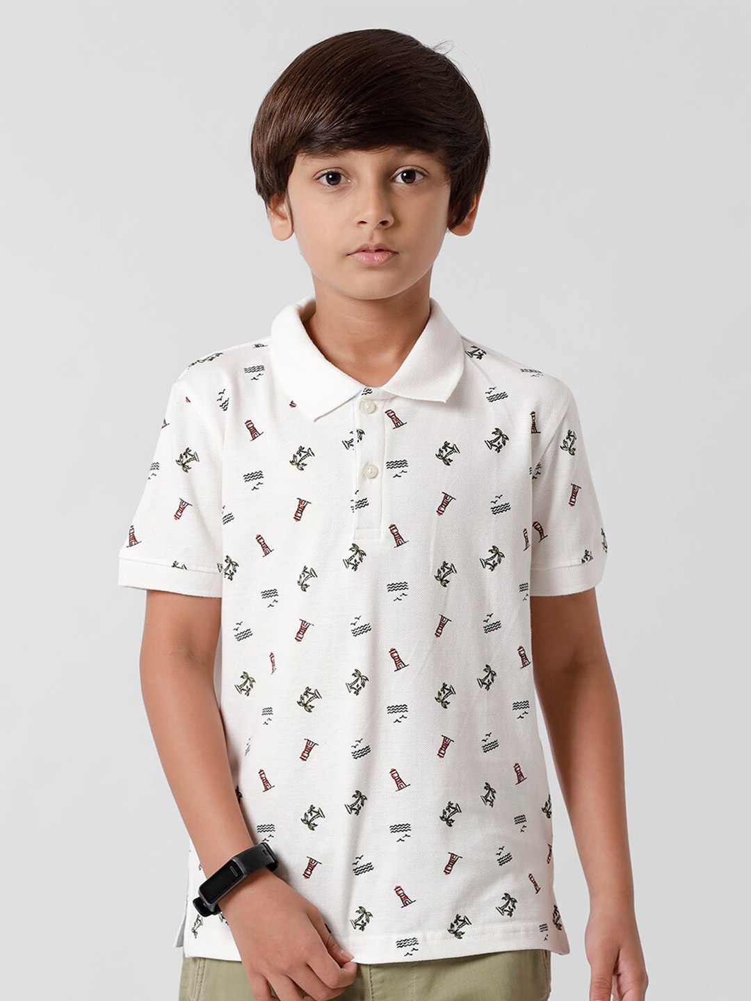 

PIPIN Boys Off White Printed Polo Collar T-shirt