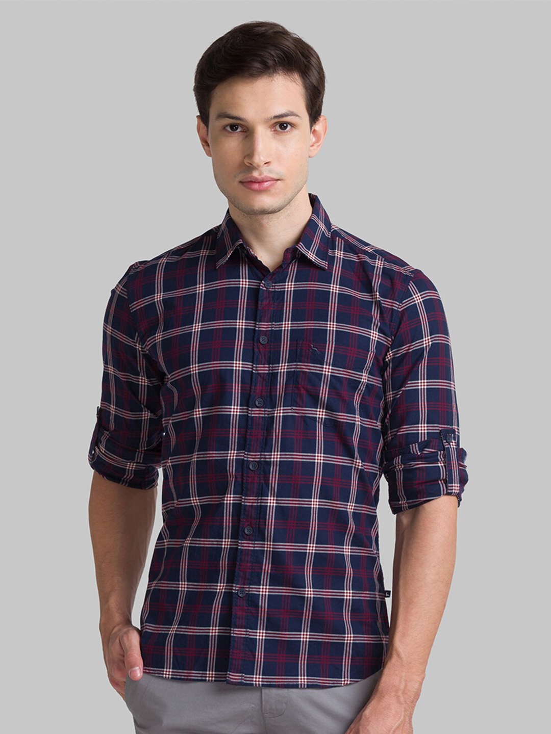 

Parx Men Blue Slim Fit Checked Casual Shirt