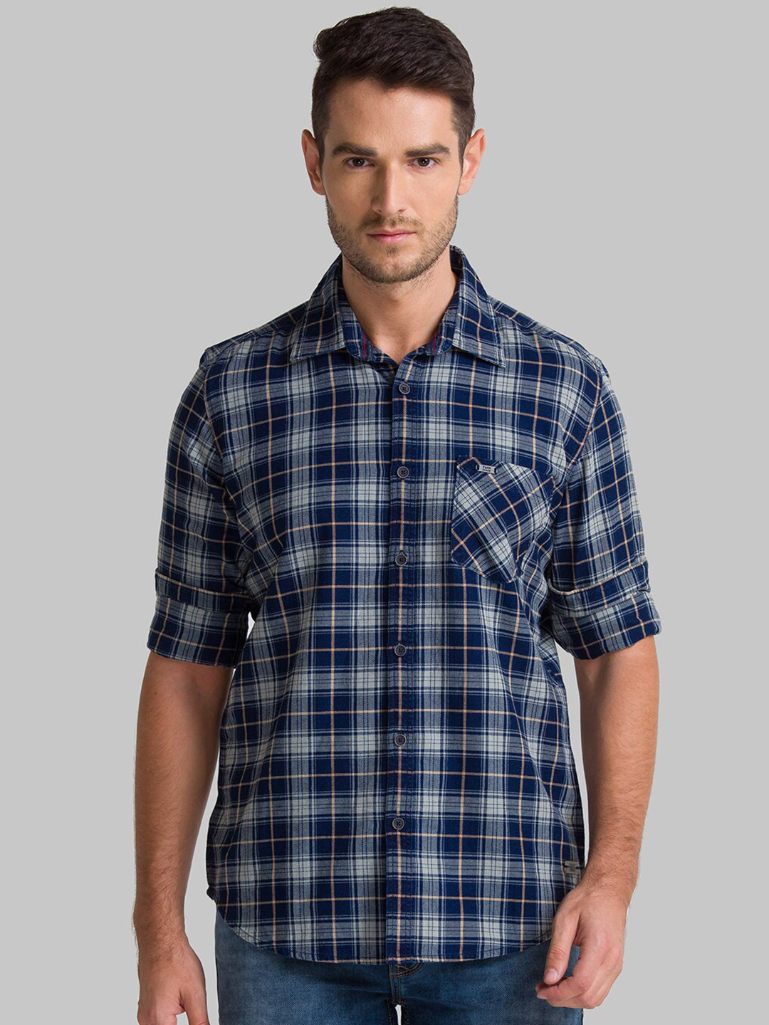 

Parx Men Green Slim Fit Checked Casual Shirt