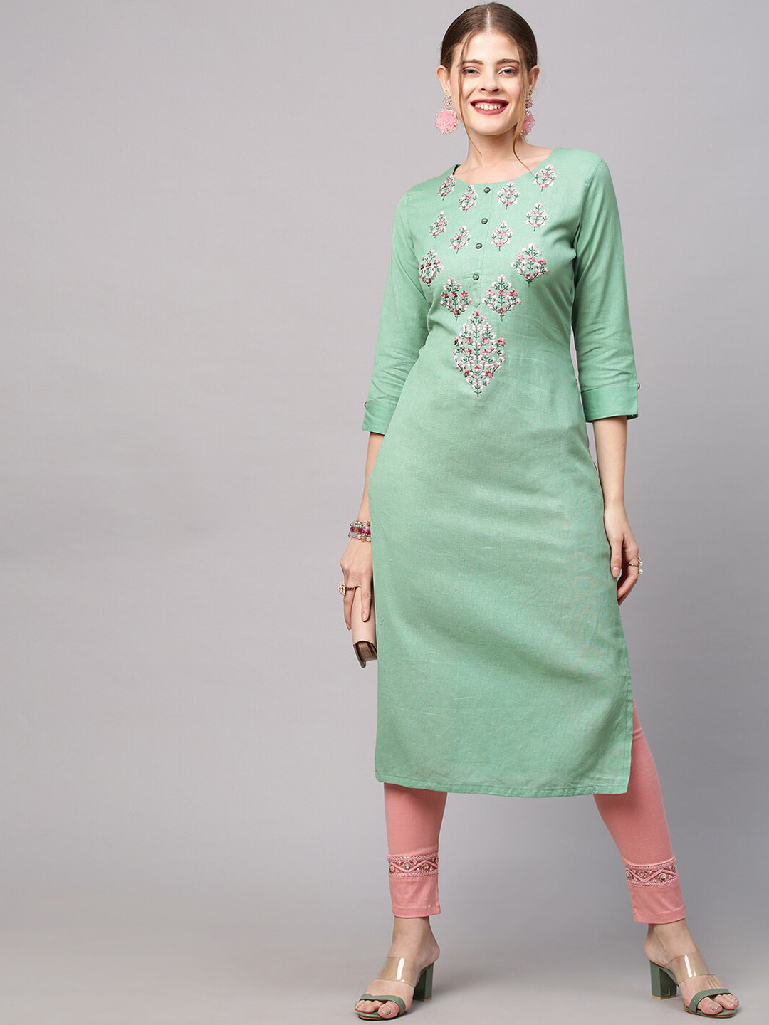

FASHOR Women Green Floral Yoke Design Thread Work Kurta