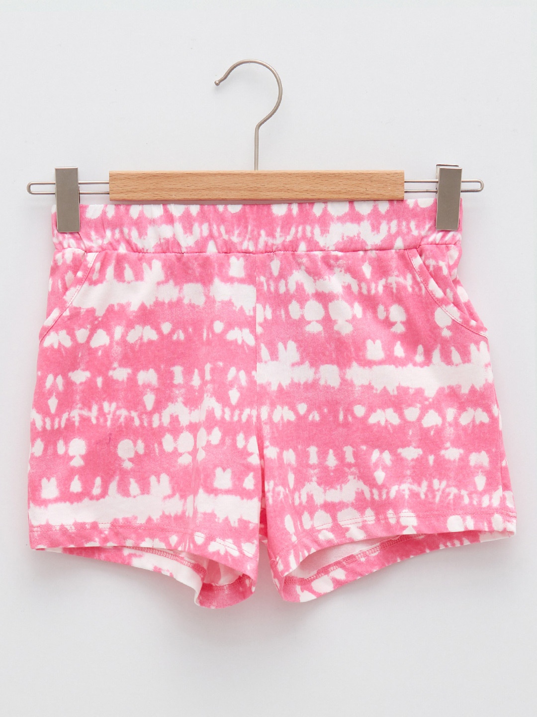 

LC Waikiki Girls Pink & White Dyed Pure Cotton Shorts